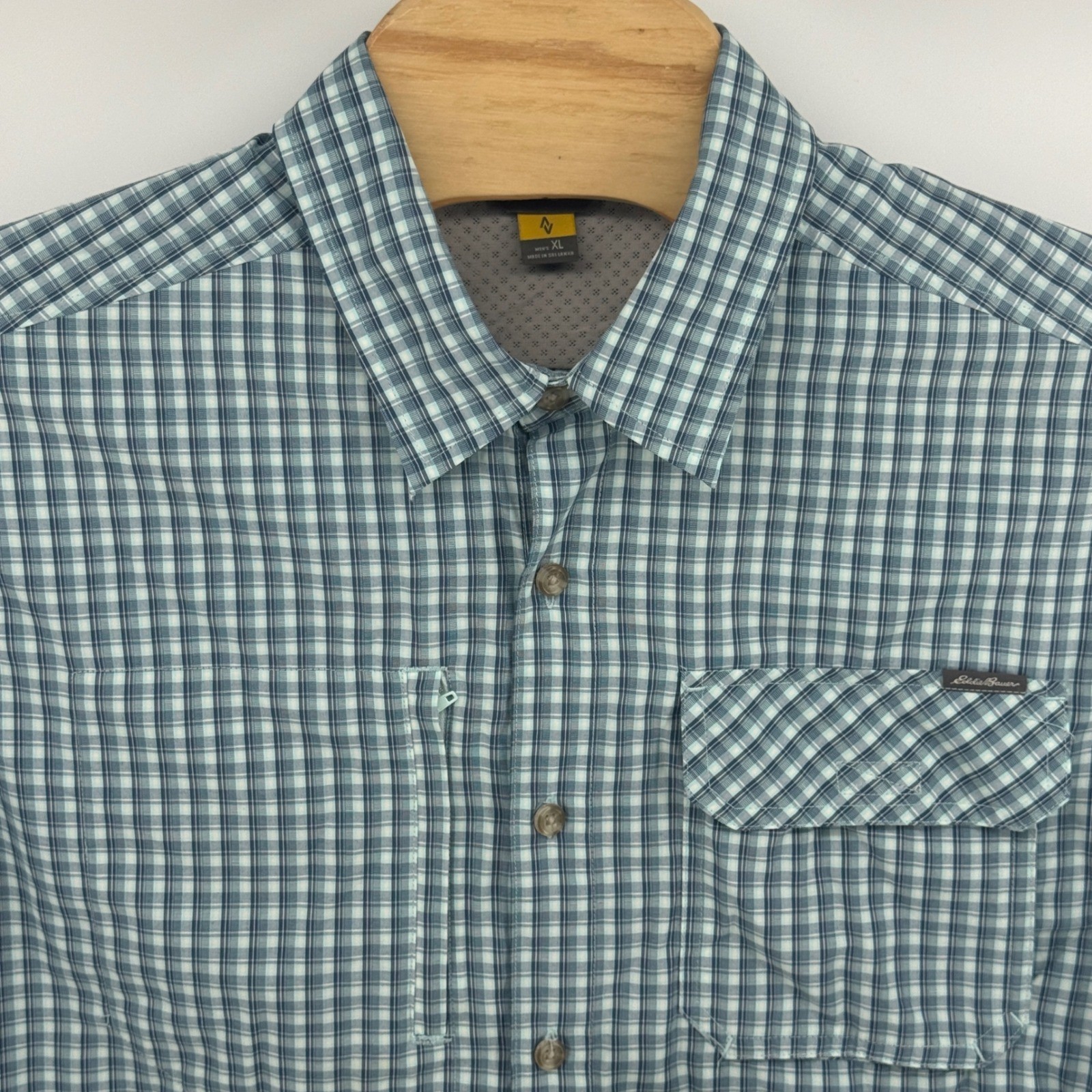 Eddie Bauer Travex Mens XL Plaid Button Hiking Shirt Blue Long Sleeve Roll Tab