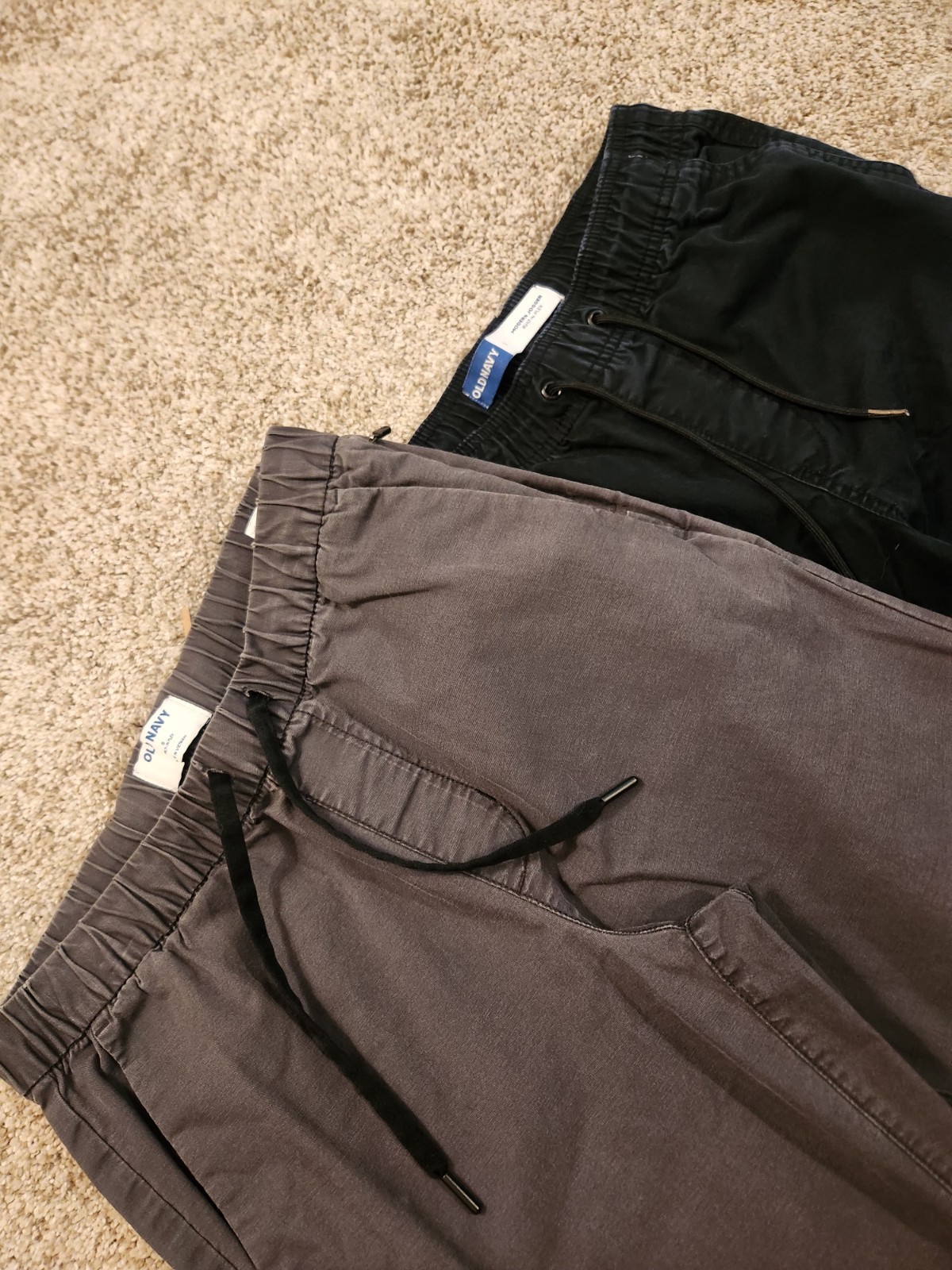 Old Navy Modern Jogger Pants Men’s – Light Gray, Black, Charcoal – Small