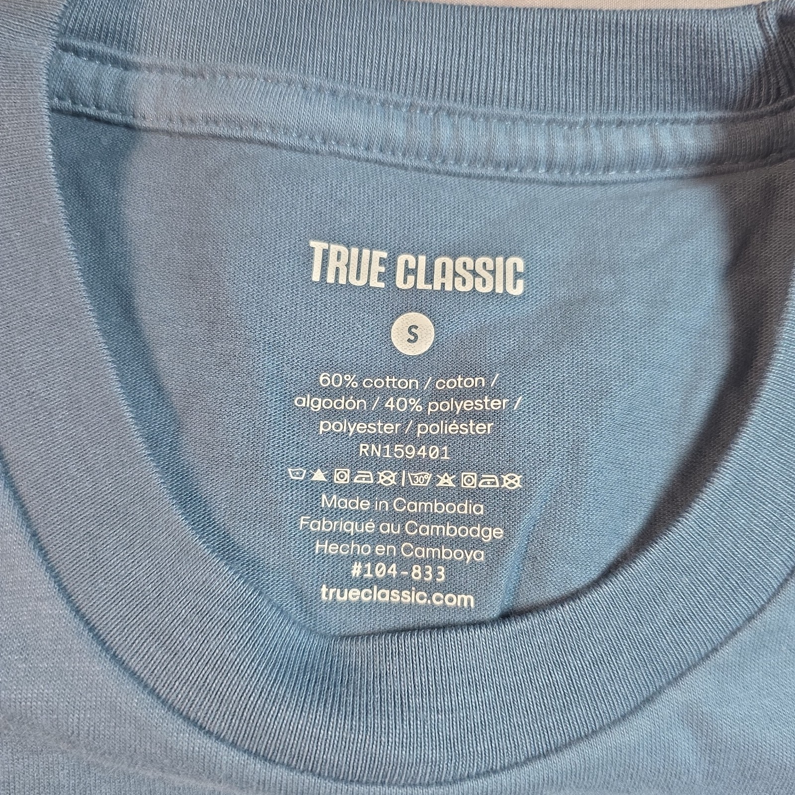 True Classic Crew Neck Size Small Blue