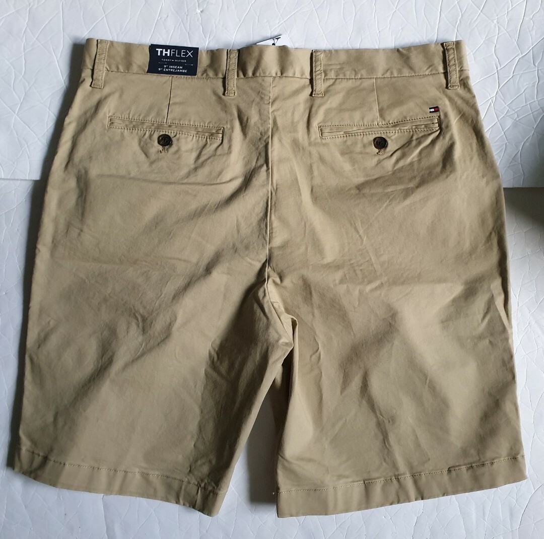 Tommy Hilfiger Men’s Classic Fit Twill Shorts Brown NAVY Size 40 9 in inseam