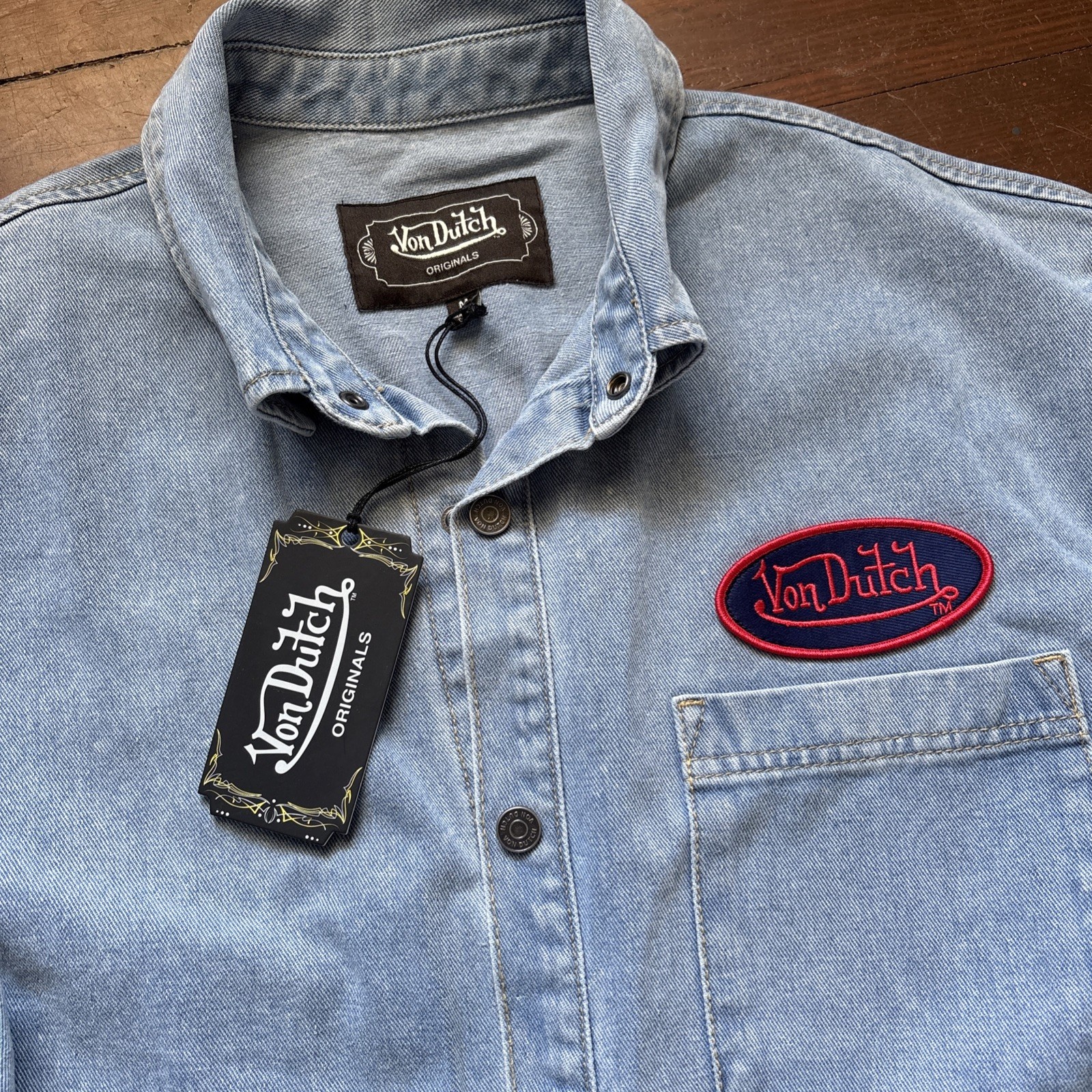 Von Dutch Short Sleeve Light Blue Denim Snap Button Shirt Size M