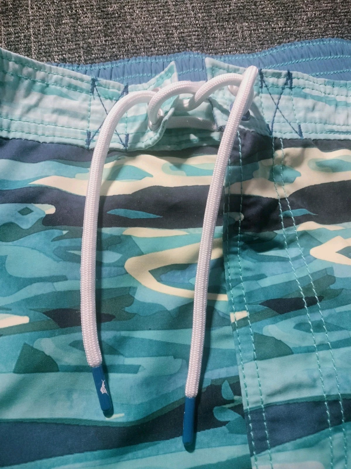 Tommy Bahama Swim Trunks Men XXL Blue Yellow Wave Aquatic AOP Marlin Logo