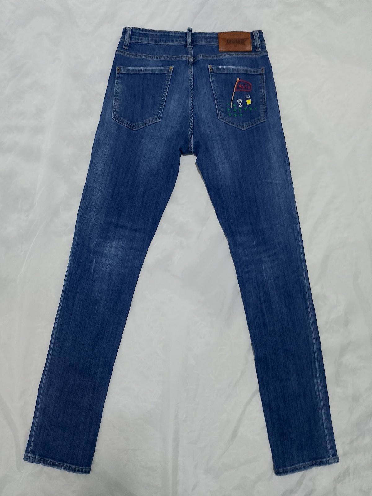 Dsquared2 Men’s Cartoon Patches Distressed Slim Jeans Size 50