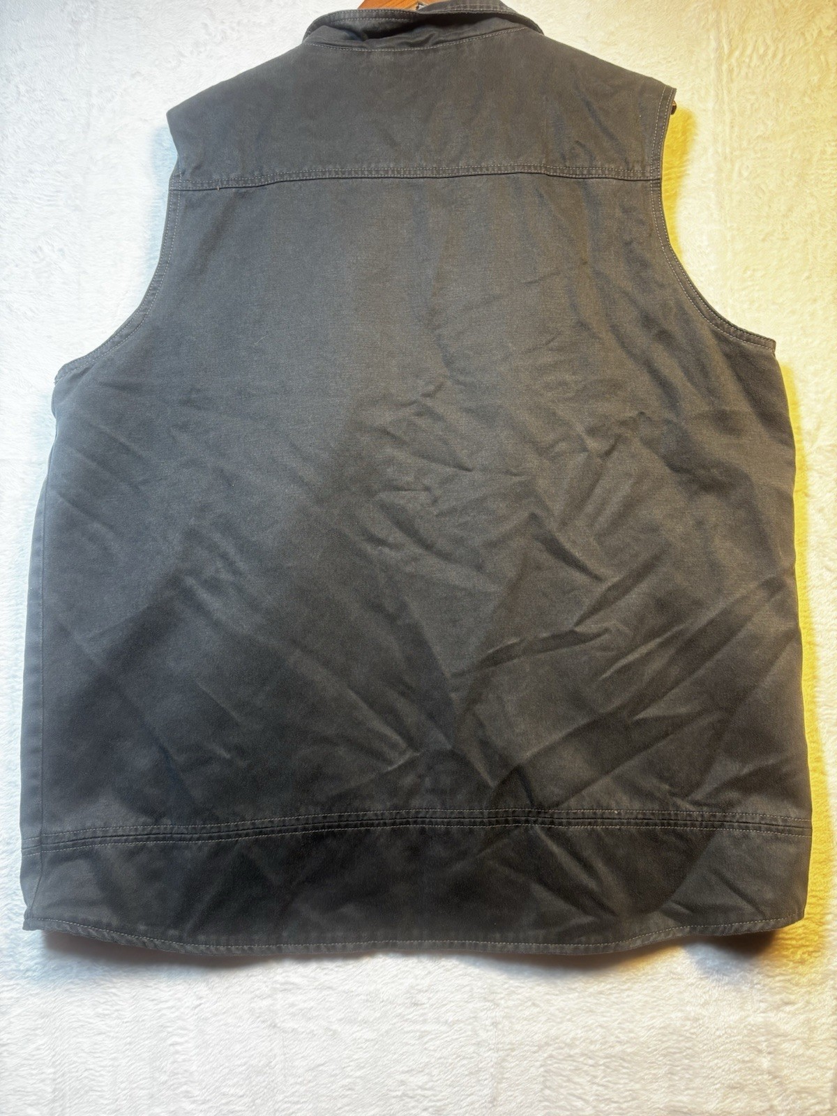 Men’s Clear Water Outfitters Medium Charcoal Vest Premium Designee Outdoor