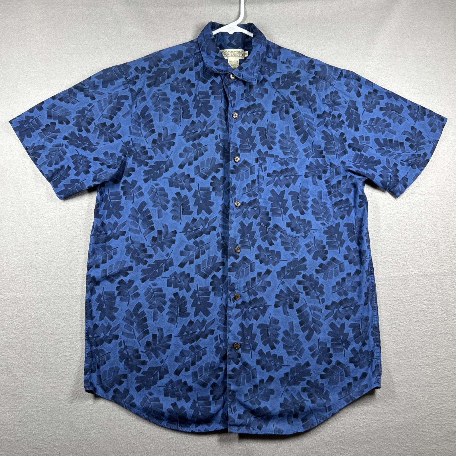VTG Banana Republic Safari & Travel Shirt Mens S Floral Button Up RN 54023