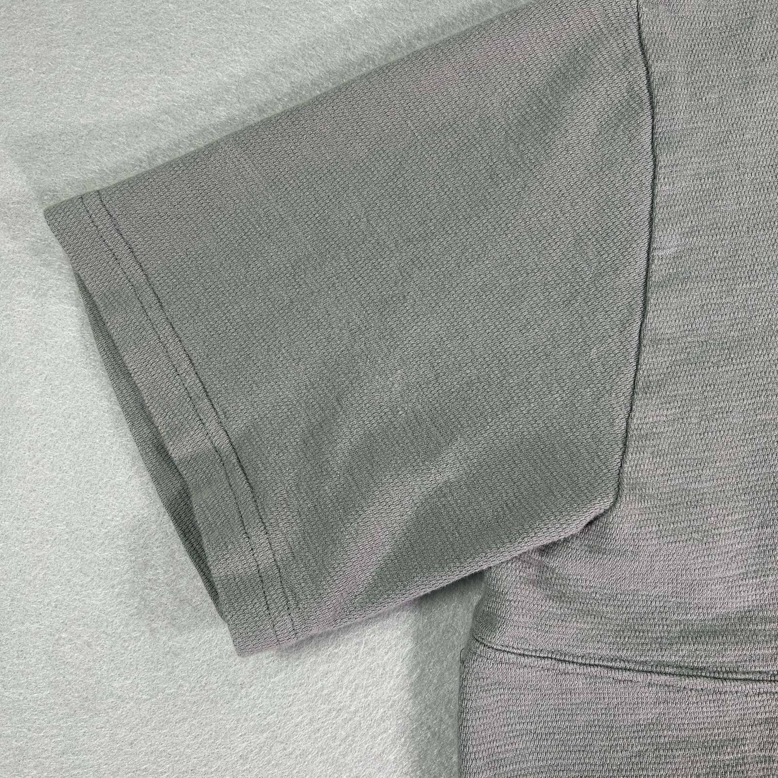 Public Supply Men’s Shirt Small Grey T-shirt Short Sleeve Heavyweight Relaxed