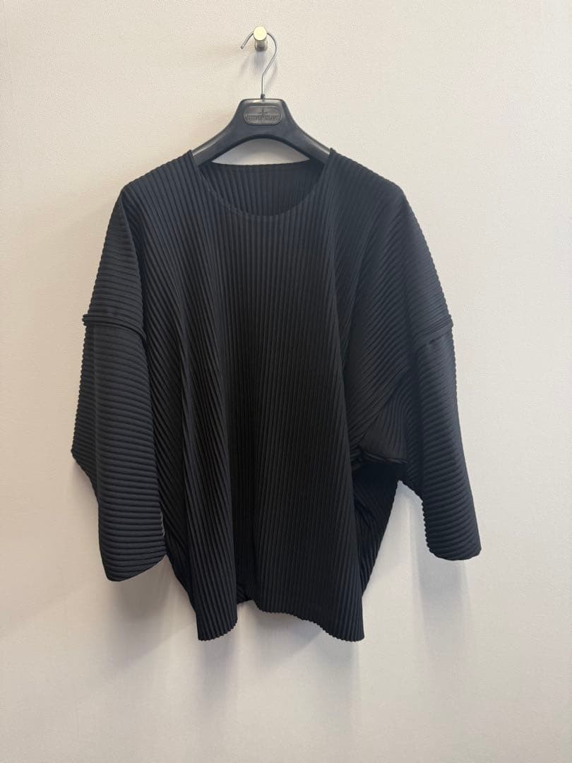 USED HOMME PLISSE ISSEY MIYAKE BLACK PLEATED LONG-SLEEVE CUT AND SEW TOP UNUSE