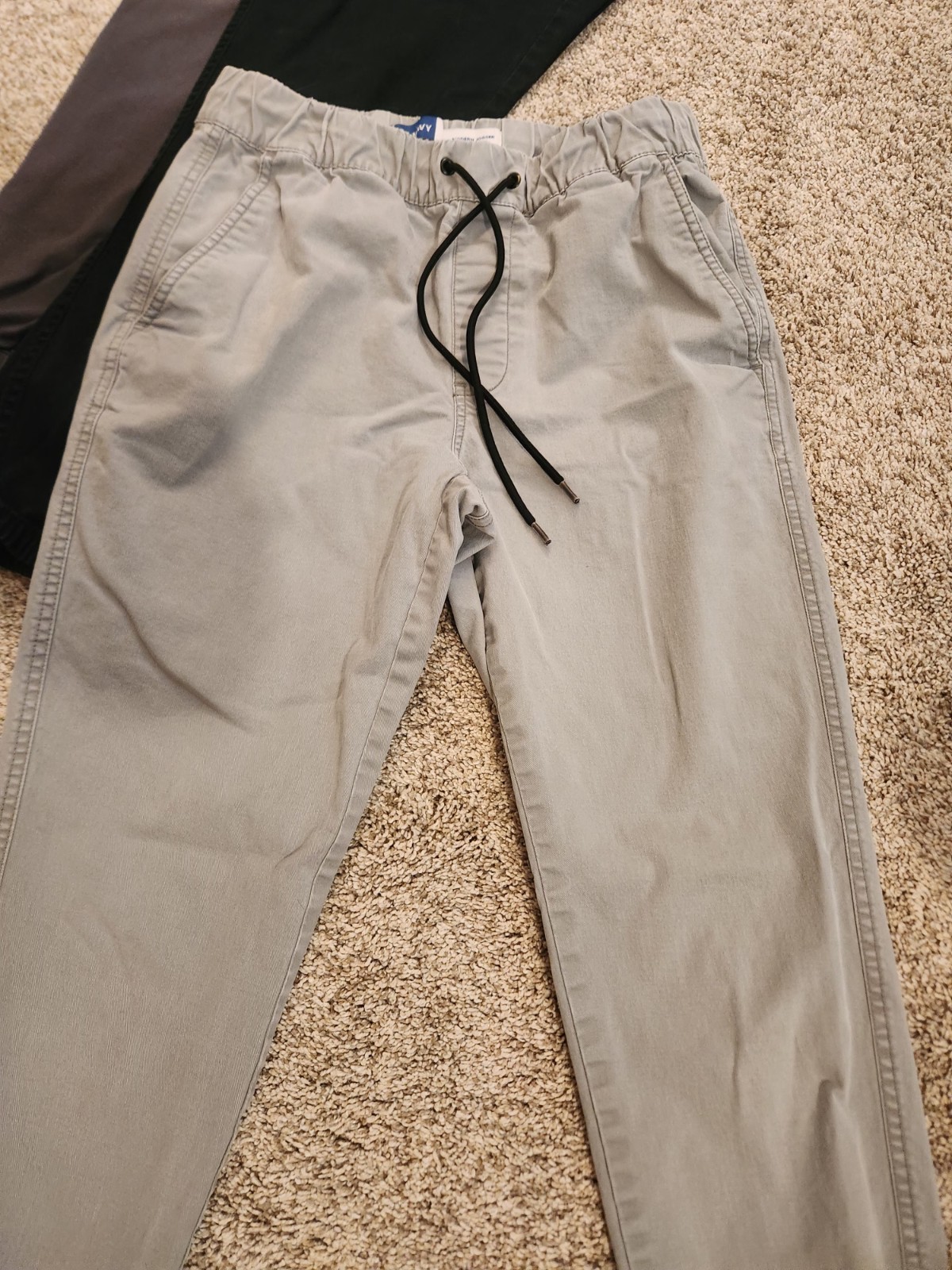 Old Navy Modern Jogger Pants Men’s – Light Gray, Black, Charcoal – Small