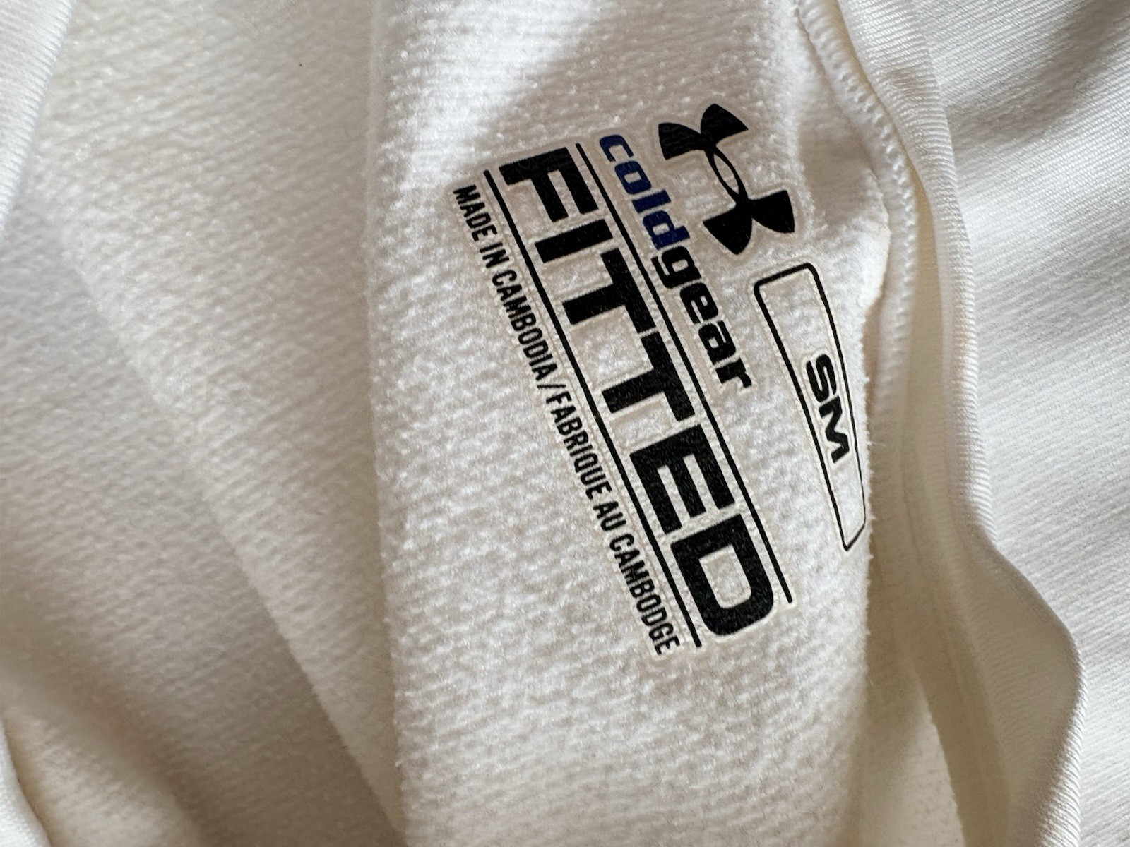 Under Armour ColdGear Fitted Men’s White Long Sleeve Crew Neck Stretch Tee SM
