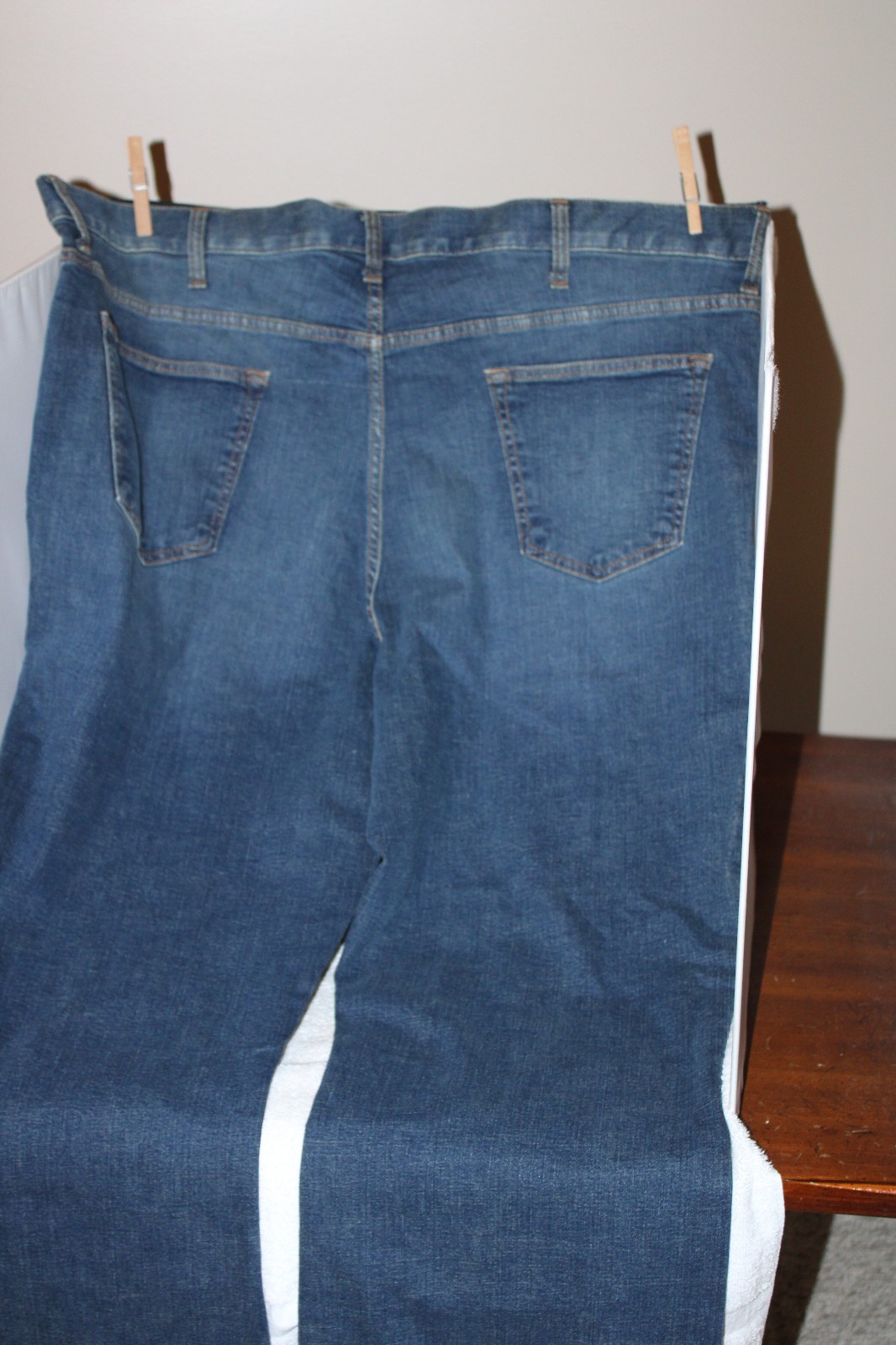 Old Navy NWOT, Boot Cut, 99% Cotton Built in Flex 50 x 34, Blue, Jeans