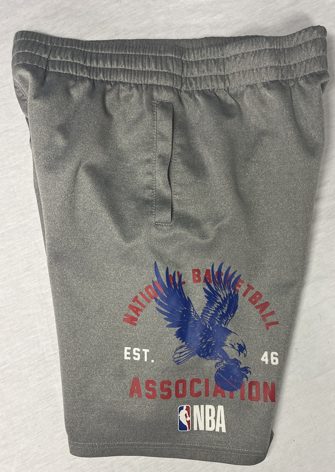 Official NBA Trainer Shorts Athletic Basketball Licensed Apparel Men’s Medium