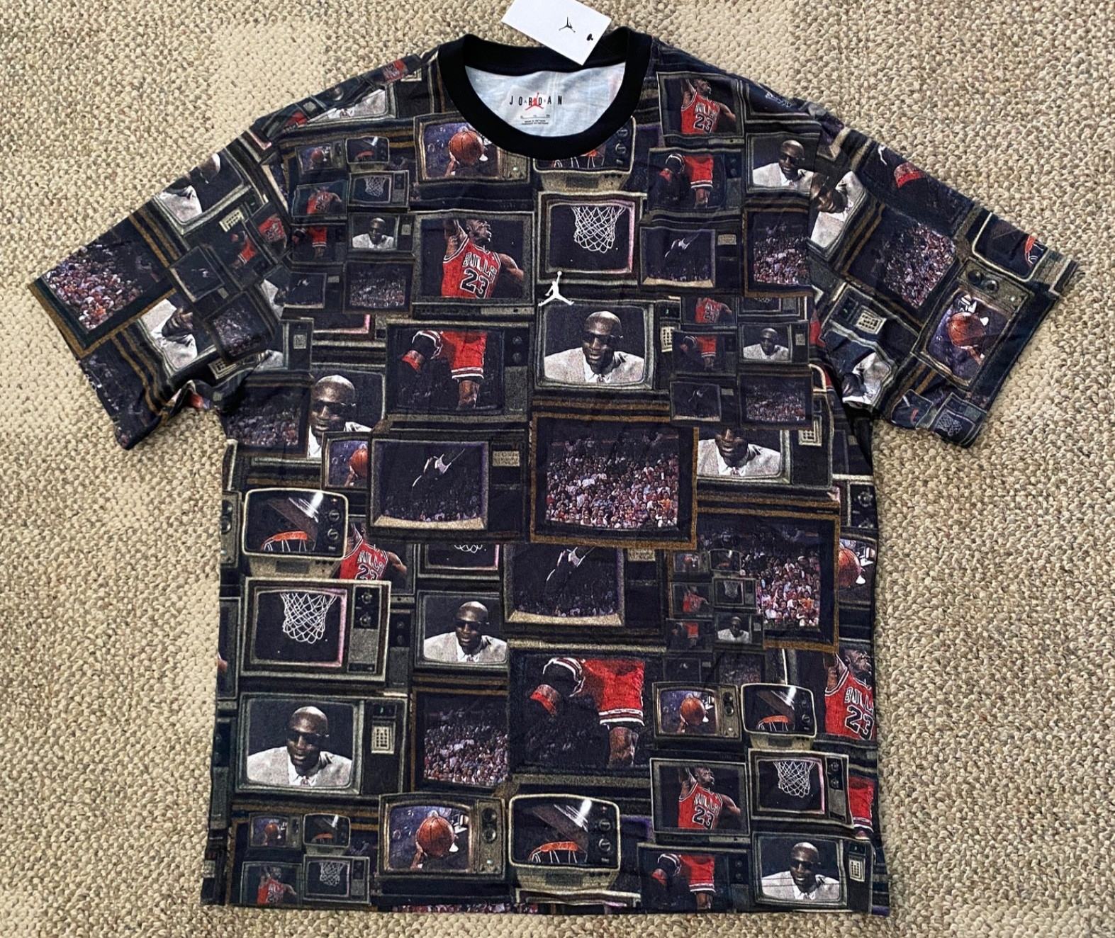 Air Jordan Nike Brooklyn Tee SS Athletic Top Shirt T-Shirt HQ8946-010 Men’s XL