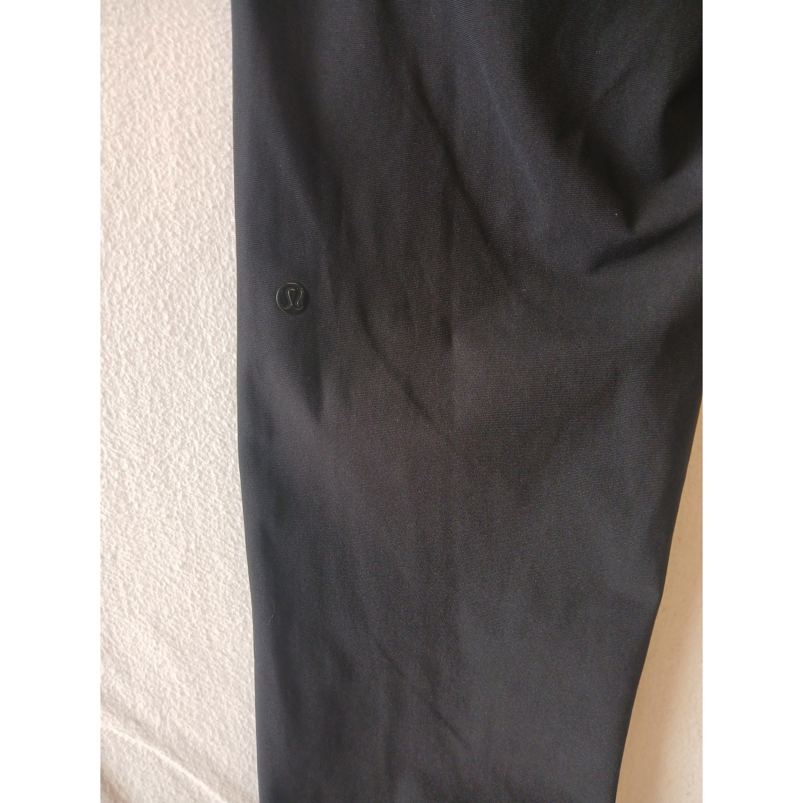 Lululemon ABC joggers Black mens medium travel athleisure casual gym fitness