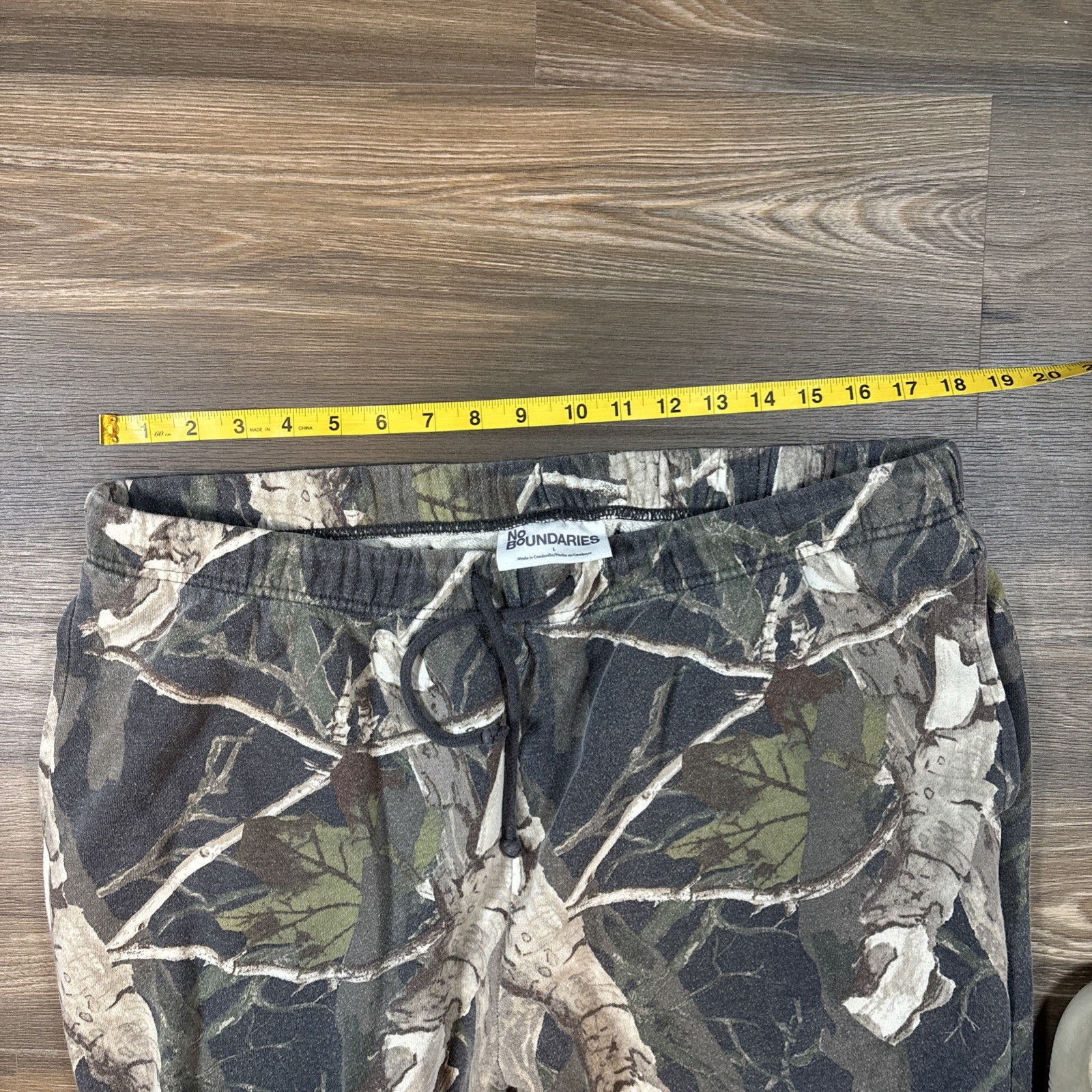 No Boundaries Size Large Camo Sweatpants Joggers Elastic Waist Drawstring