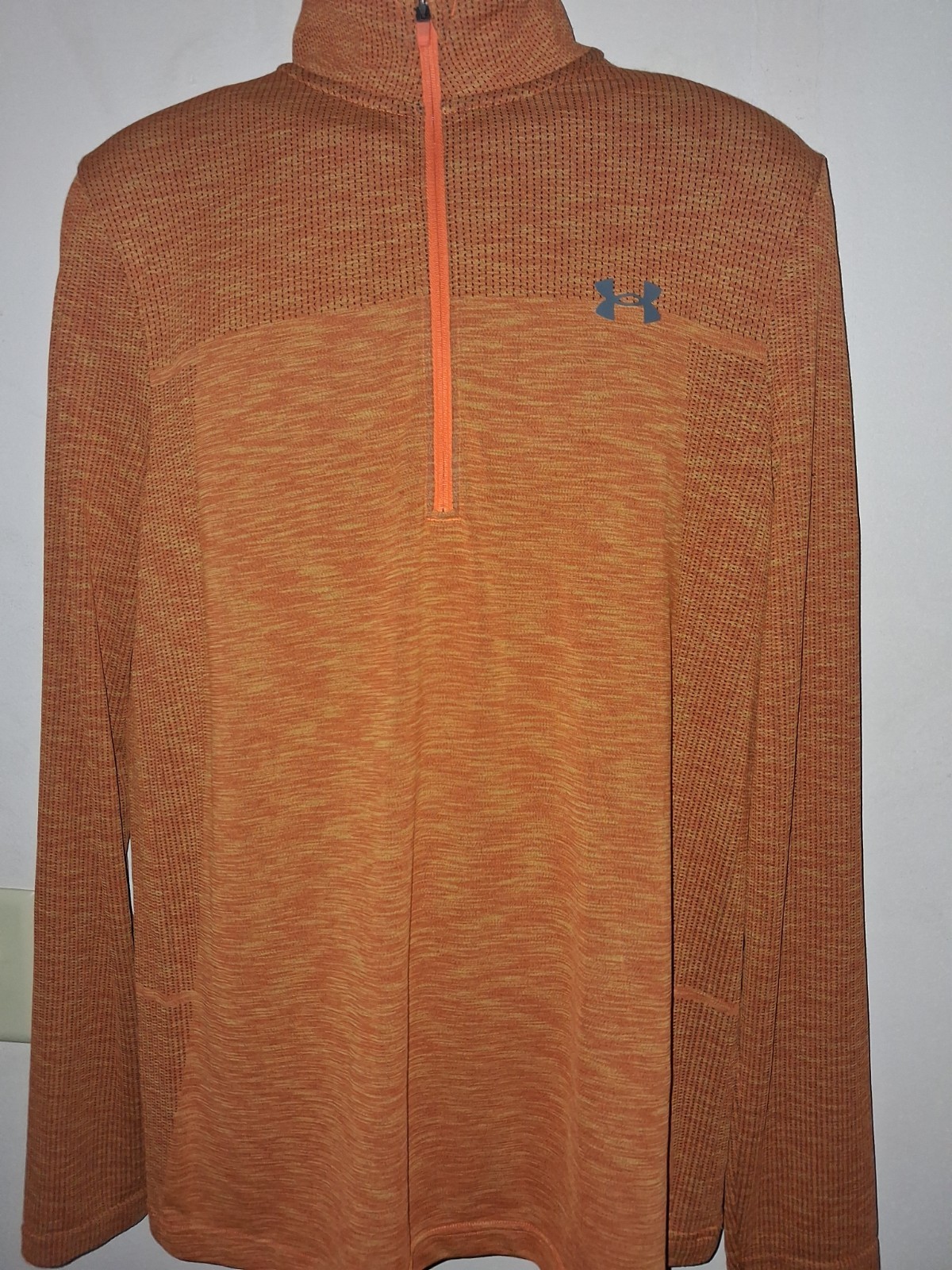Under Armour Men’s Shirt Size L Burnt Orange 1/4 Zip Pullover