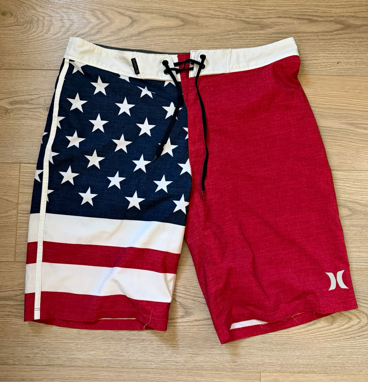 Hurley Men’s Board Shorts Size 30 USA Flag Stars Red White Blue Drawstring