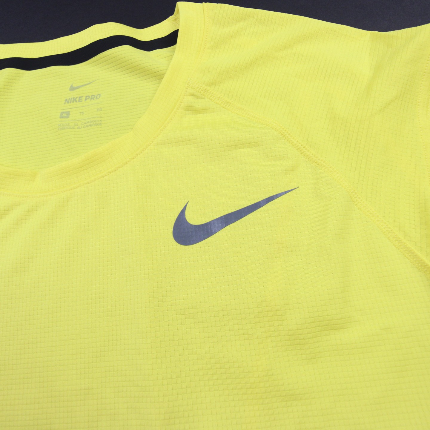 Nike Pro Sleeveless Shirt Men’s Yellow New without Tags Multiple Sizes