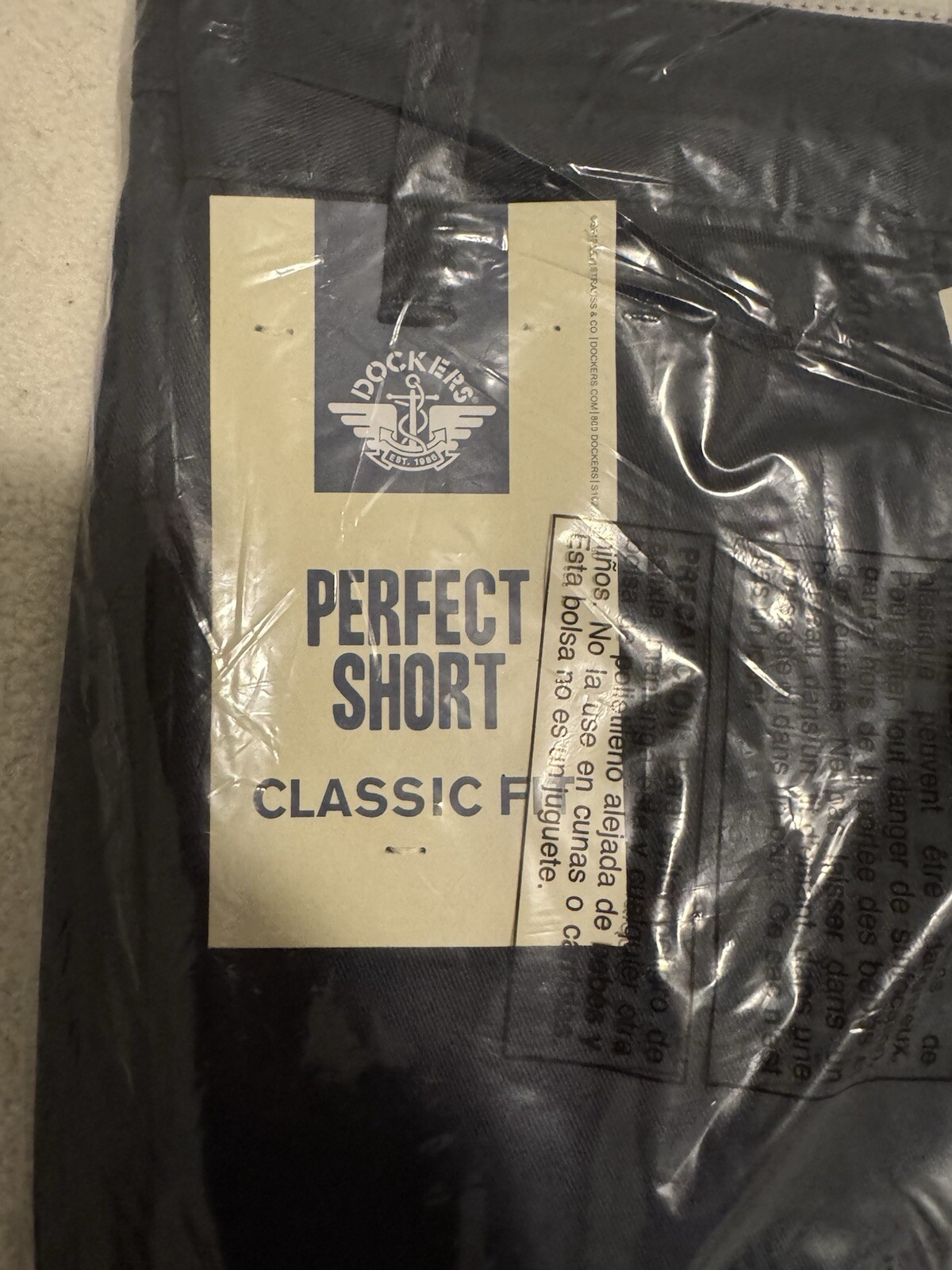 Dockers Perfect Short Classic Fit – Dark Navy – Size 34
