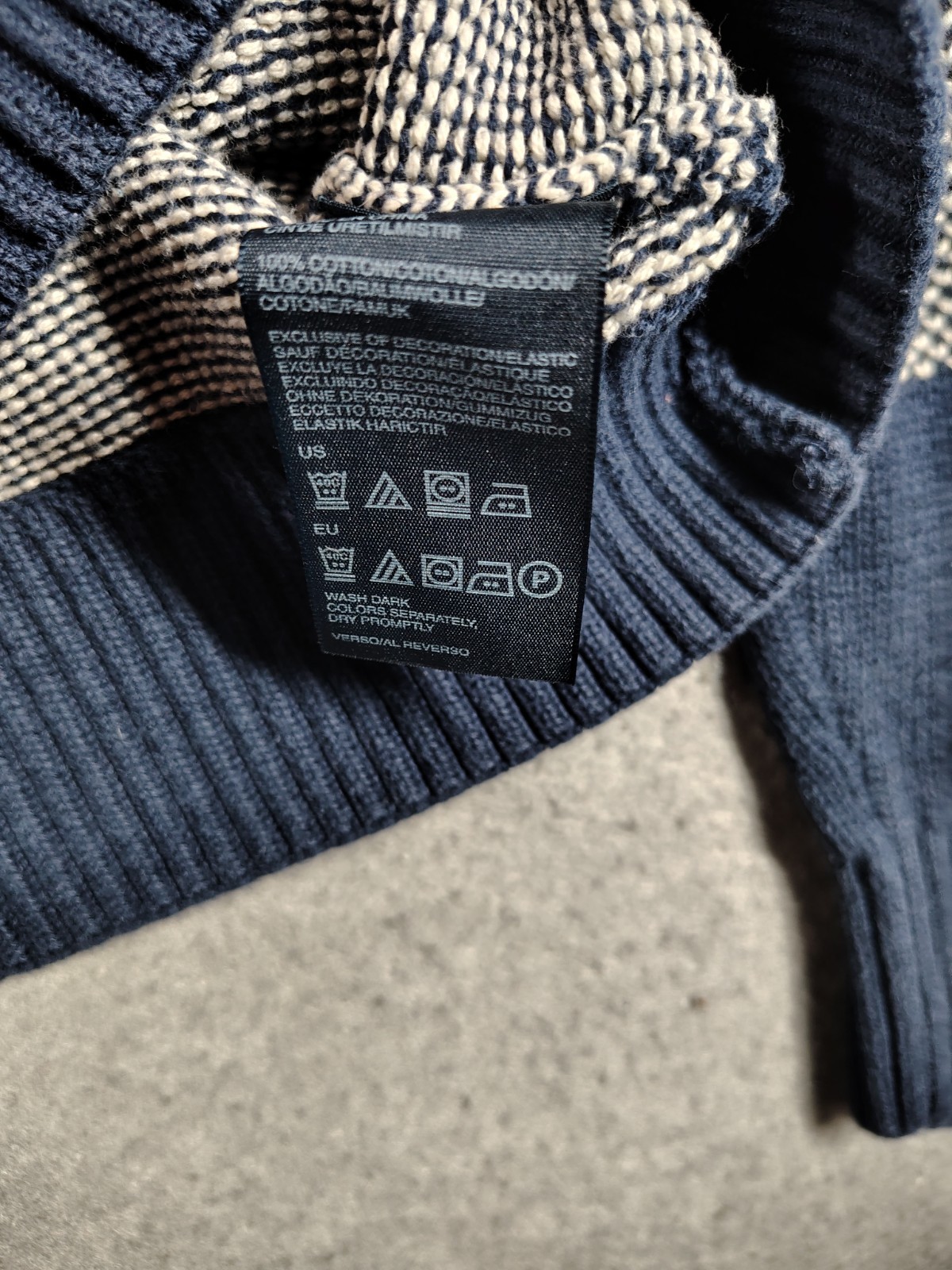 Tommy Hilfiger Navy Grey Stripe Sweater S/P Cotton Crewneck EUC Preppy