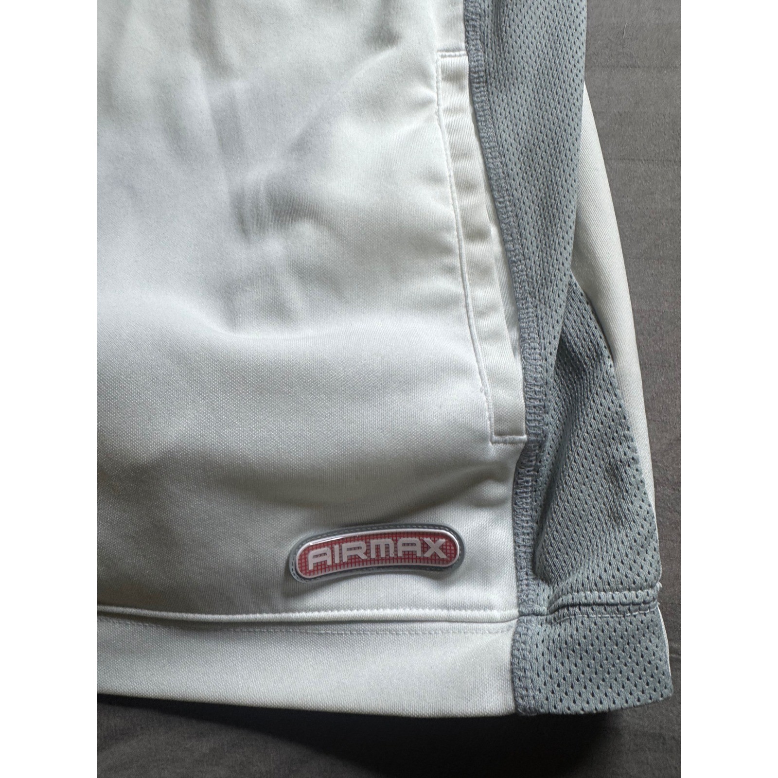 Nike Air Max LTD Sleeveless Hoodie Mens Medium White Grey Red Athletic Vest vtg