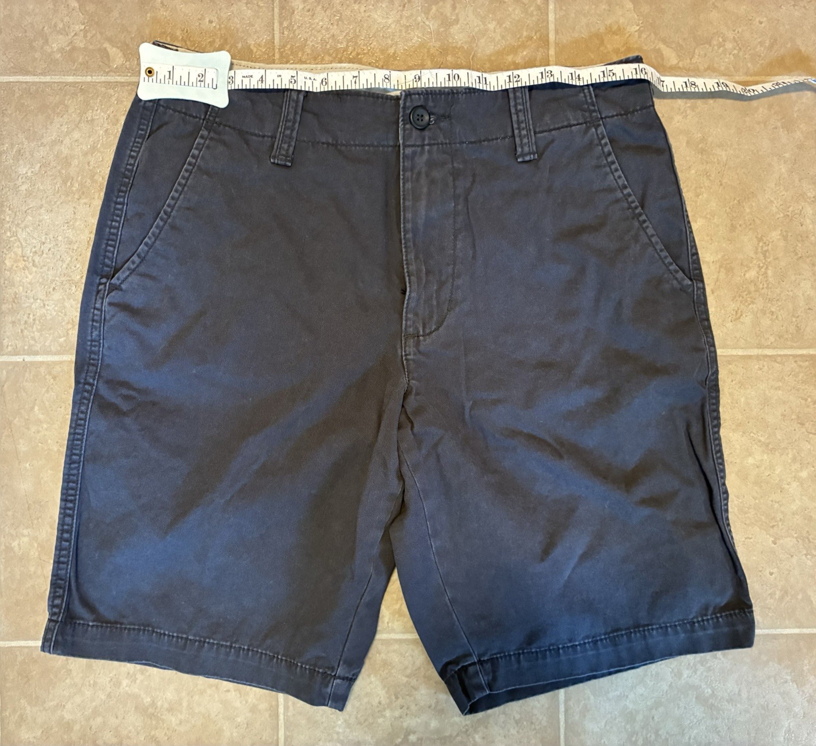 Old Navy Men’s Lived-In Straight Shorts Panther Gray Size 31