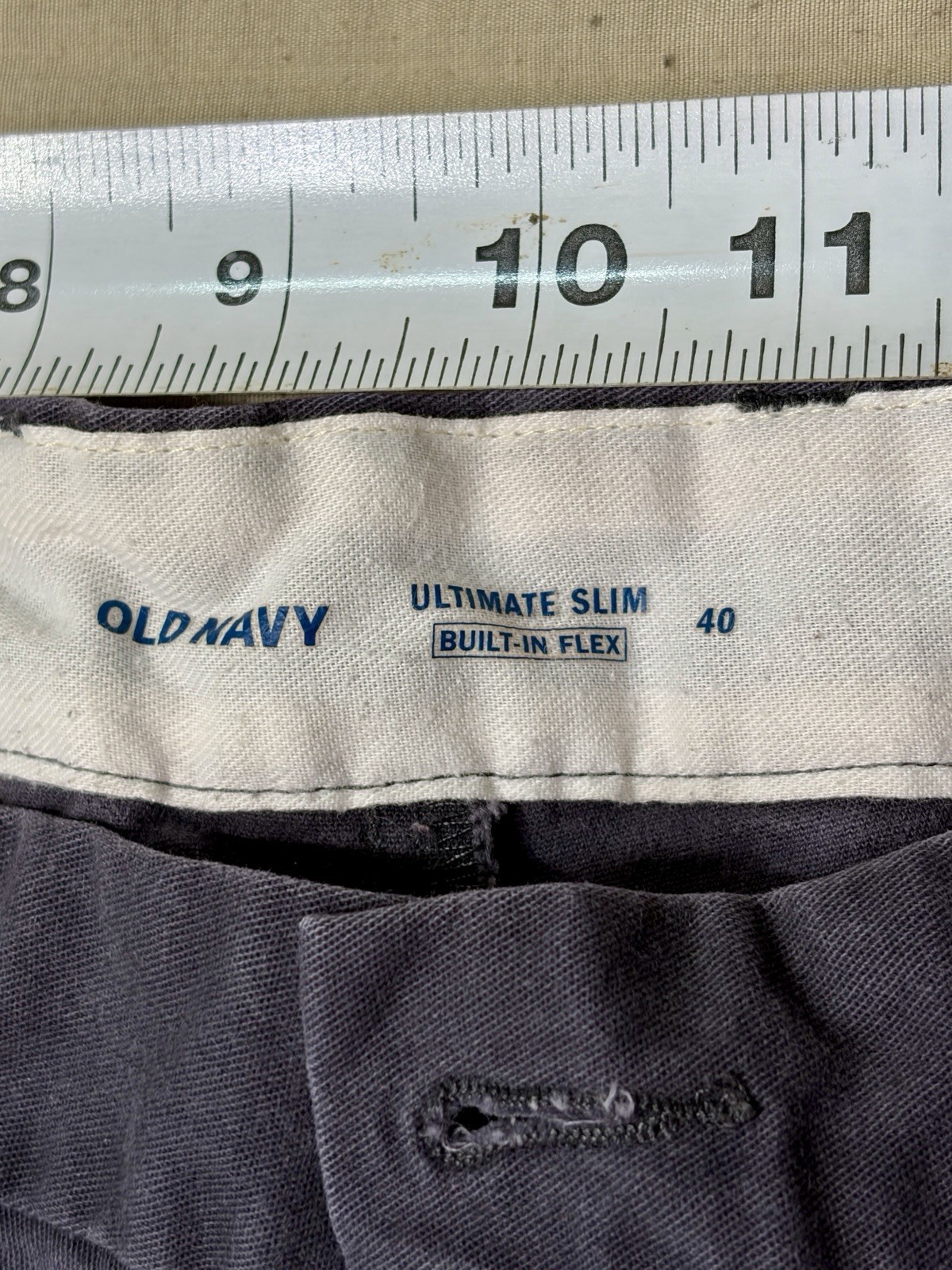 Old Navy Ultimate Slim Fit Men’s Navy Chino Shorts Built-In Flex 11″