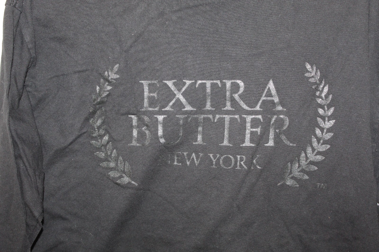 Extra Butter New York Long Sleeve Shirt Black Laurel Logo Tee Men’s Size M Stree