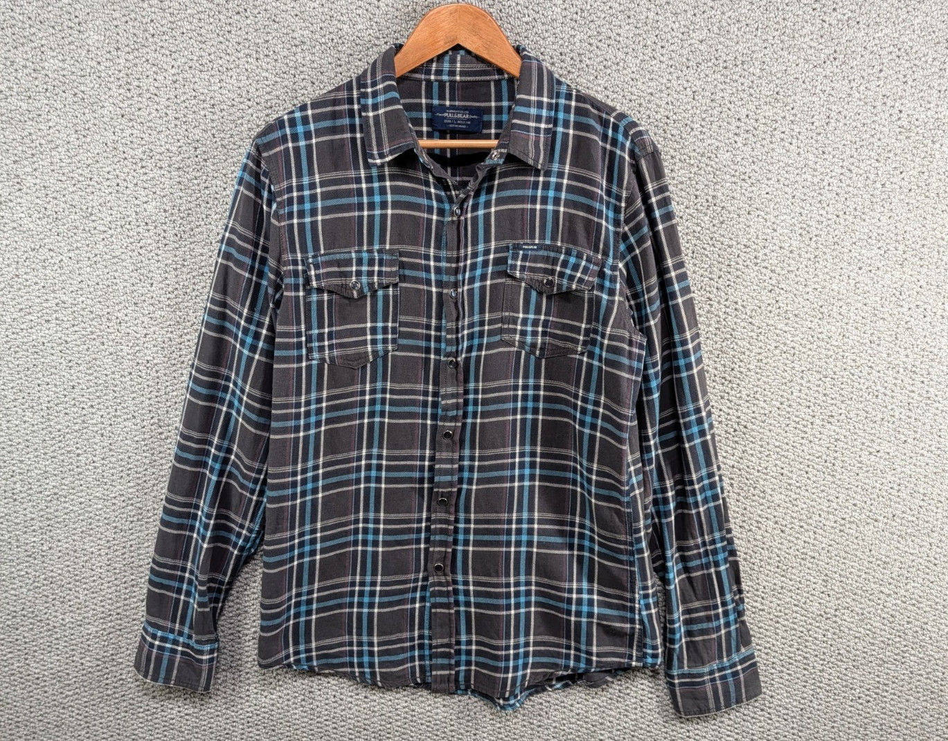Pull & Bear Men’s Grey Blue Plaid Flannel Worker Snap Button Shirt L