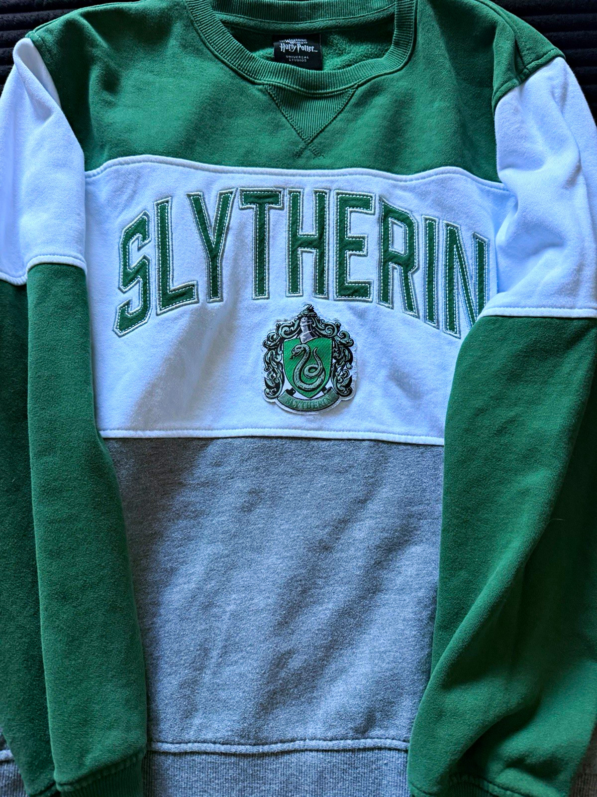 Universal Studios Men’s M Slytherin Harry Potter Colorblock Embroidered Sweater