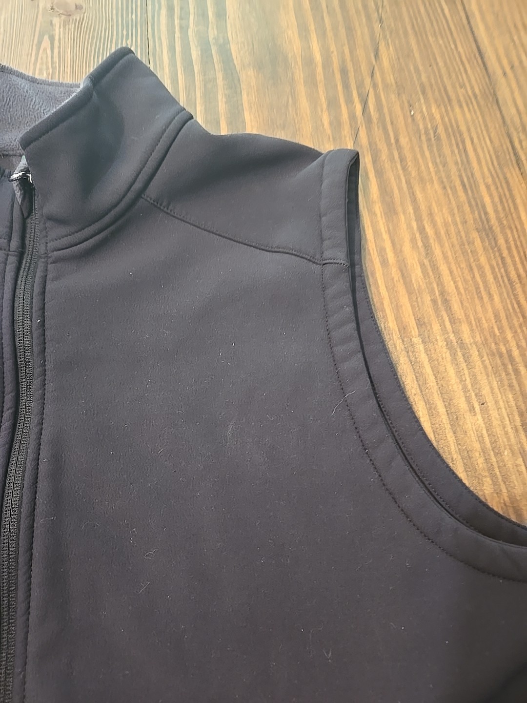 LL BEAN Men’s Black Soft Shell Vest Size Large Reg Black Outdoor School