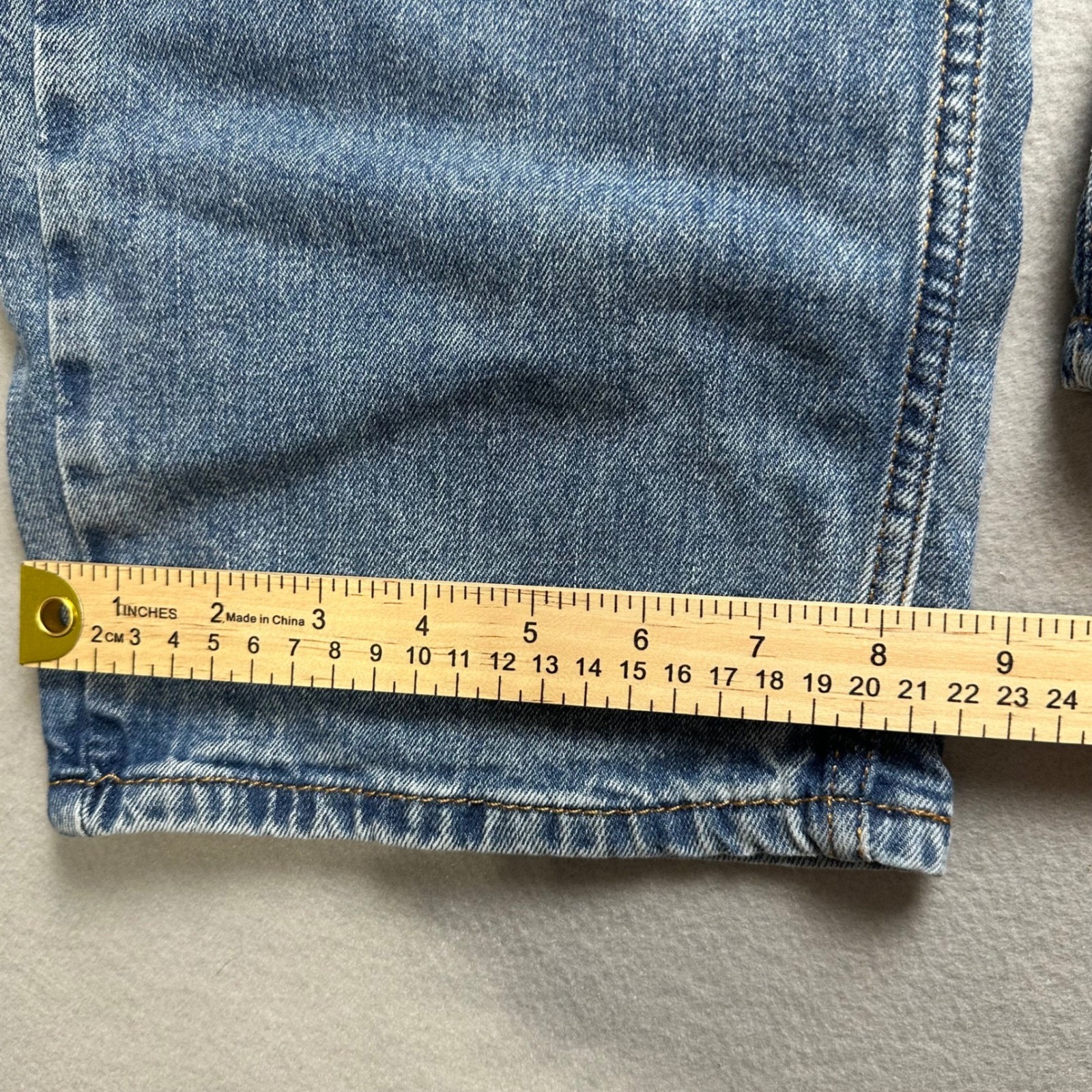 Levi’s 559 Relaxed Straight Jeans Mens 40×30 Blue Medium Wash Denim 00559-0409