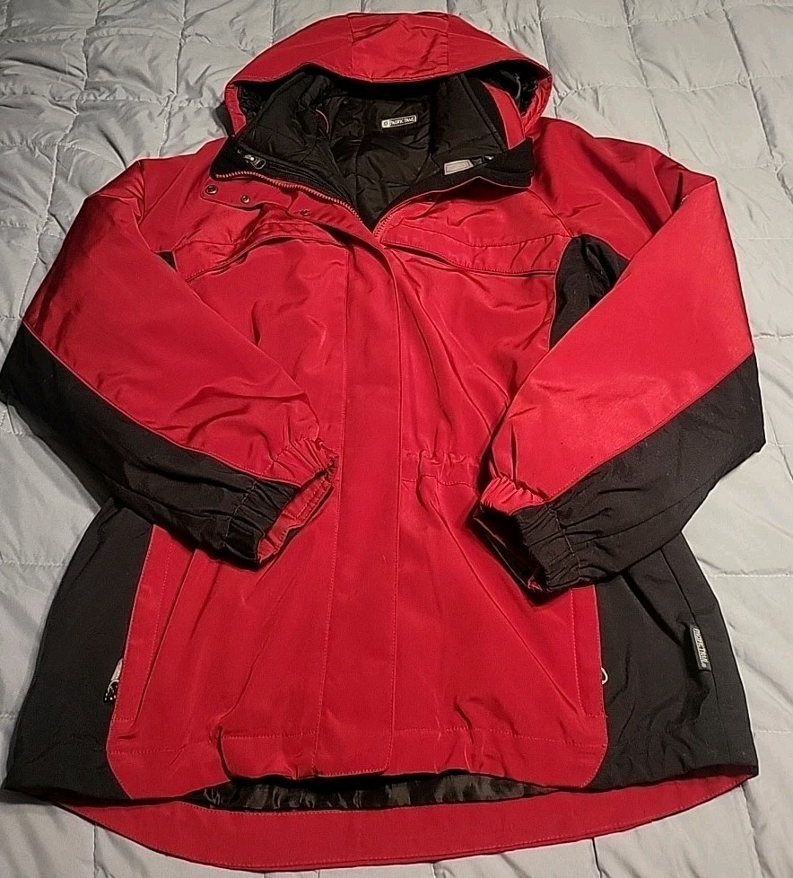 cold weather Coat By Pacific Trail Outerwear Size MEDIUM.