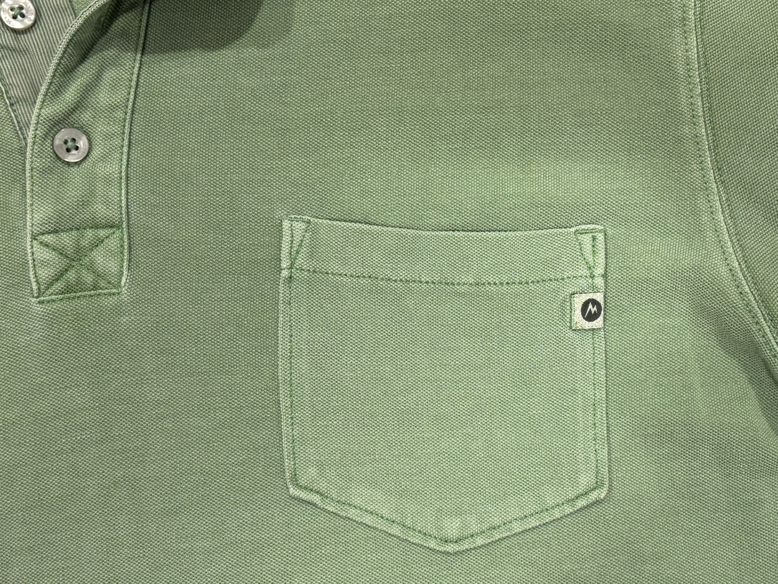 Marmot Carson Polo Button Shirt Men Size M Green, Pocket, Collar