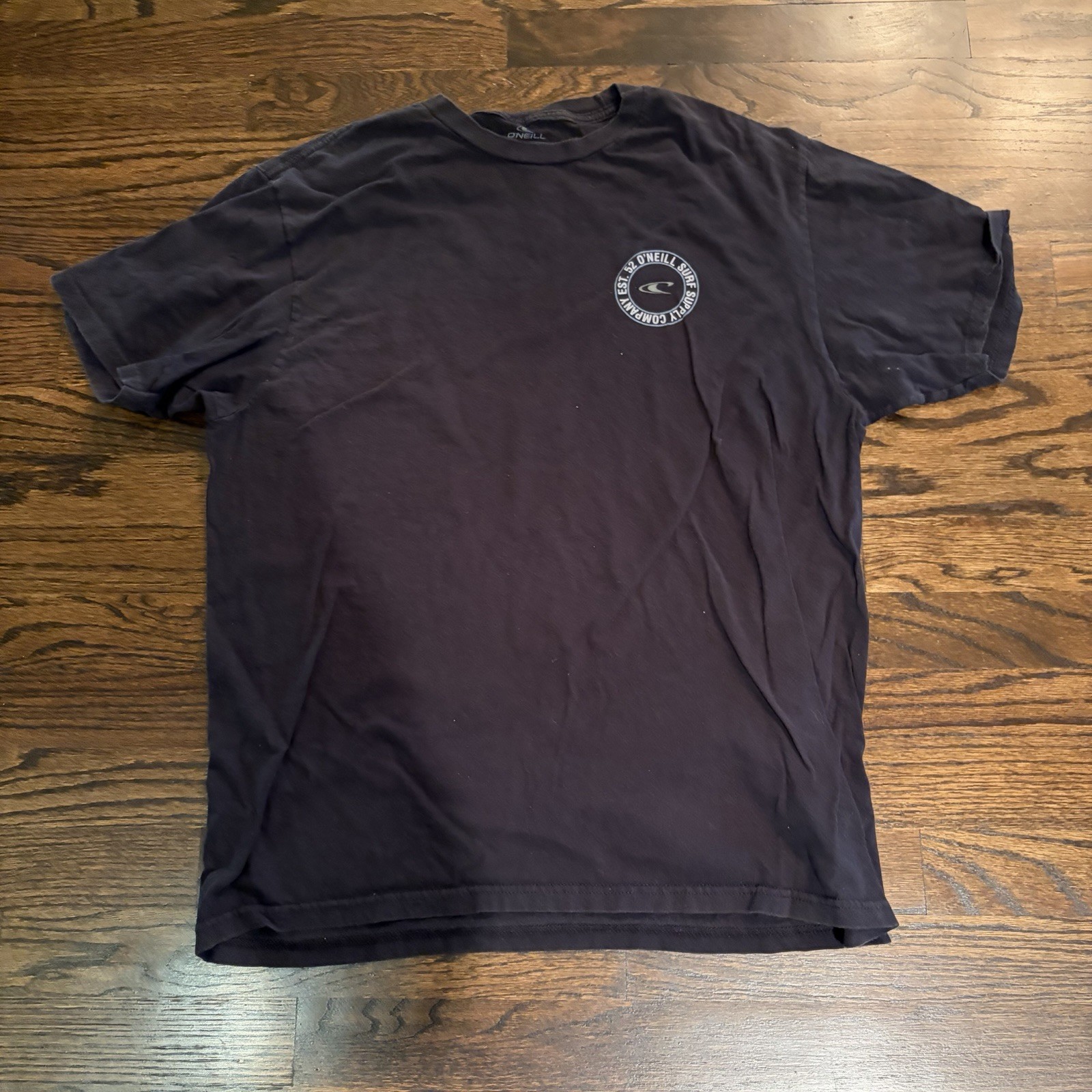 O’Neill Men’s Large Gray Short Sleeve T-Shirt Pre-owned in Great Condition!