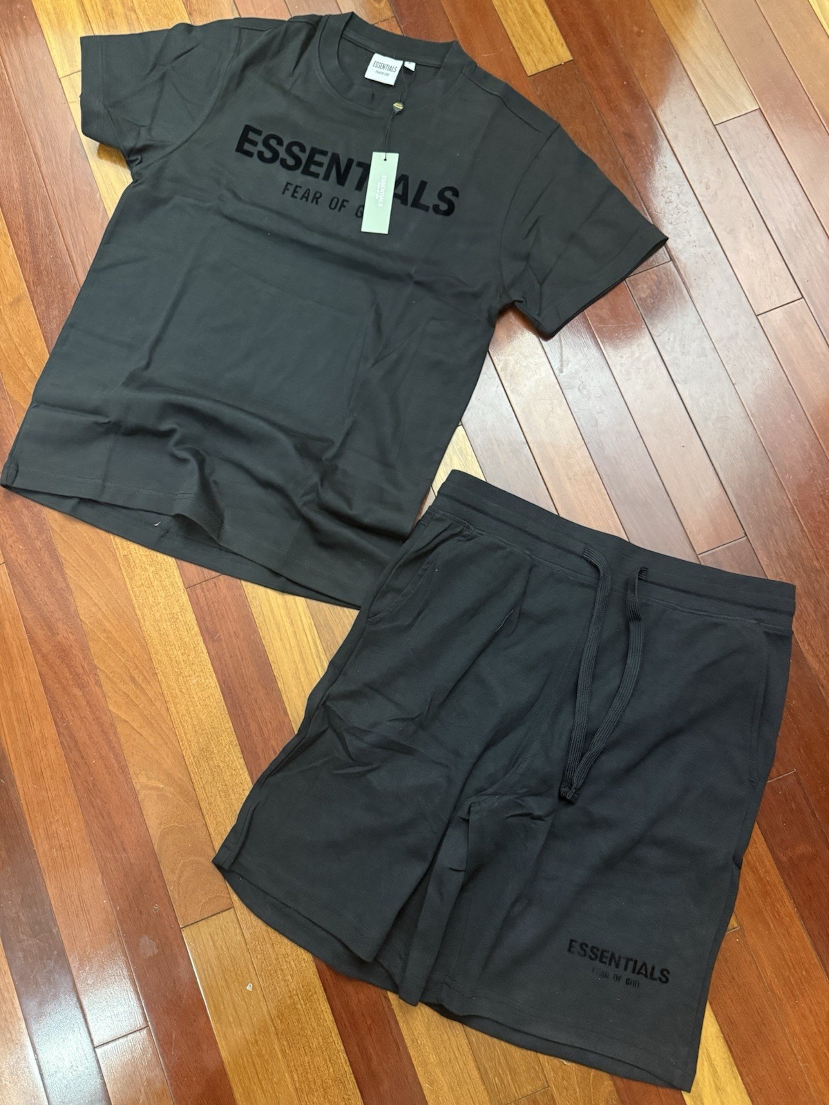 Fear of God Essentials Stretch Limo T-Shirt Shorts Set Black Size S NWT
