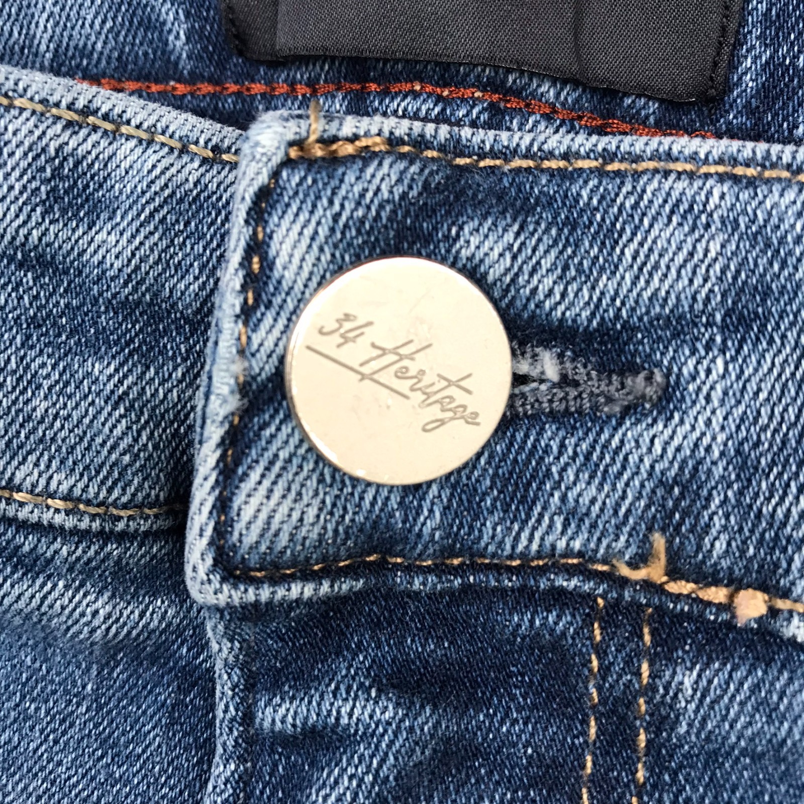 34 Heritage Courage Jeans Mens 38 (37×33) Blue Mid Rise Straight Stretch Denim