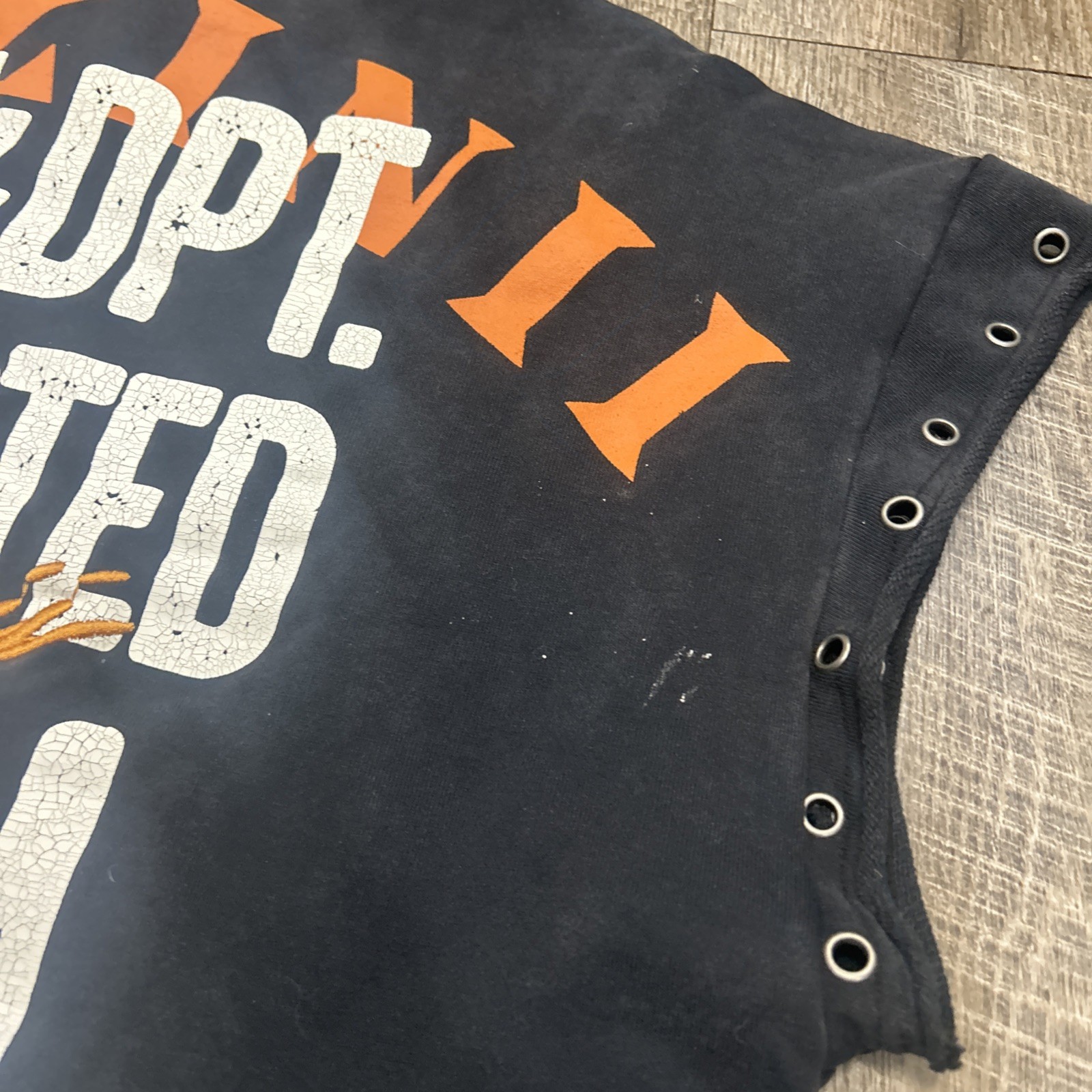 Gunzinii Mens Gunz DPT Respected By All Crew Neck T-Shirt Large Sold Out!!