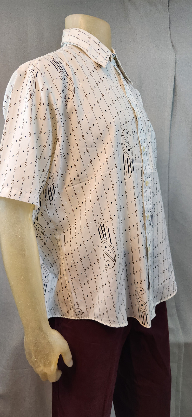Vintage Manhattan Crepe LARGE 17 Collared Short Slv Button Down Shirt Top USED