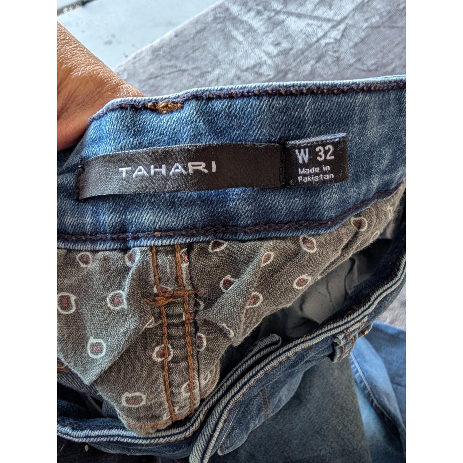 Tahari Mens Blue Medium Wash Straight Leg Stretch Denim Jeans W32 L30