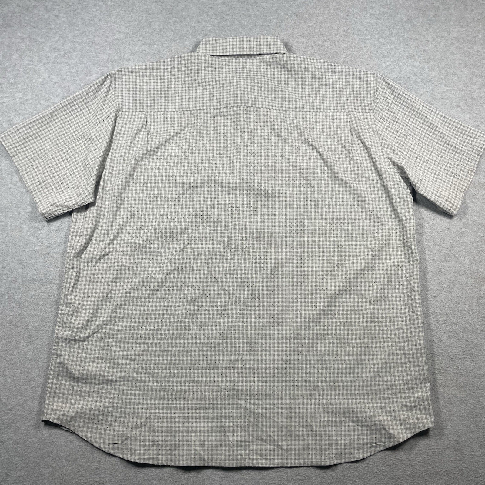 Huk fishing tide point shirt mens XXL gray short sleeve button down plaid