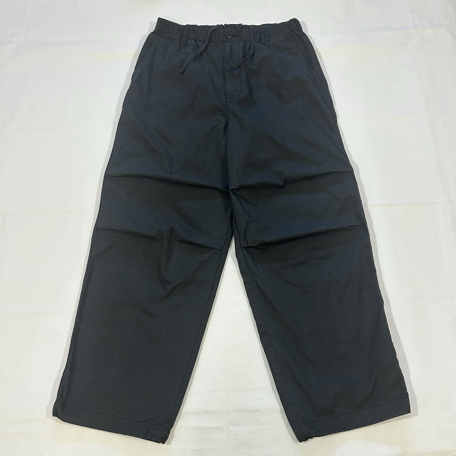 UNIQLO Parachute Pants Mens Sz M Casual Relaxed Fit Tech Casual Streetwear Black