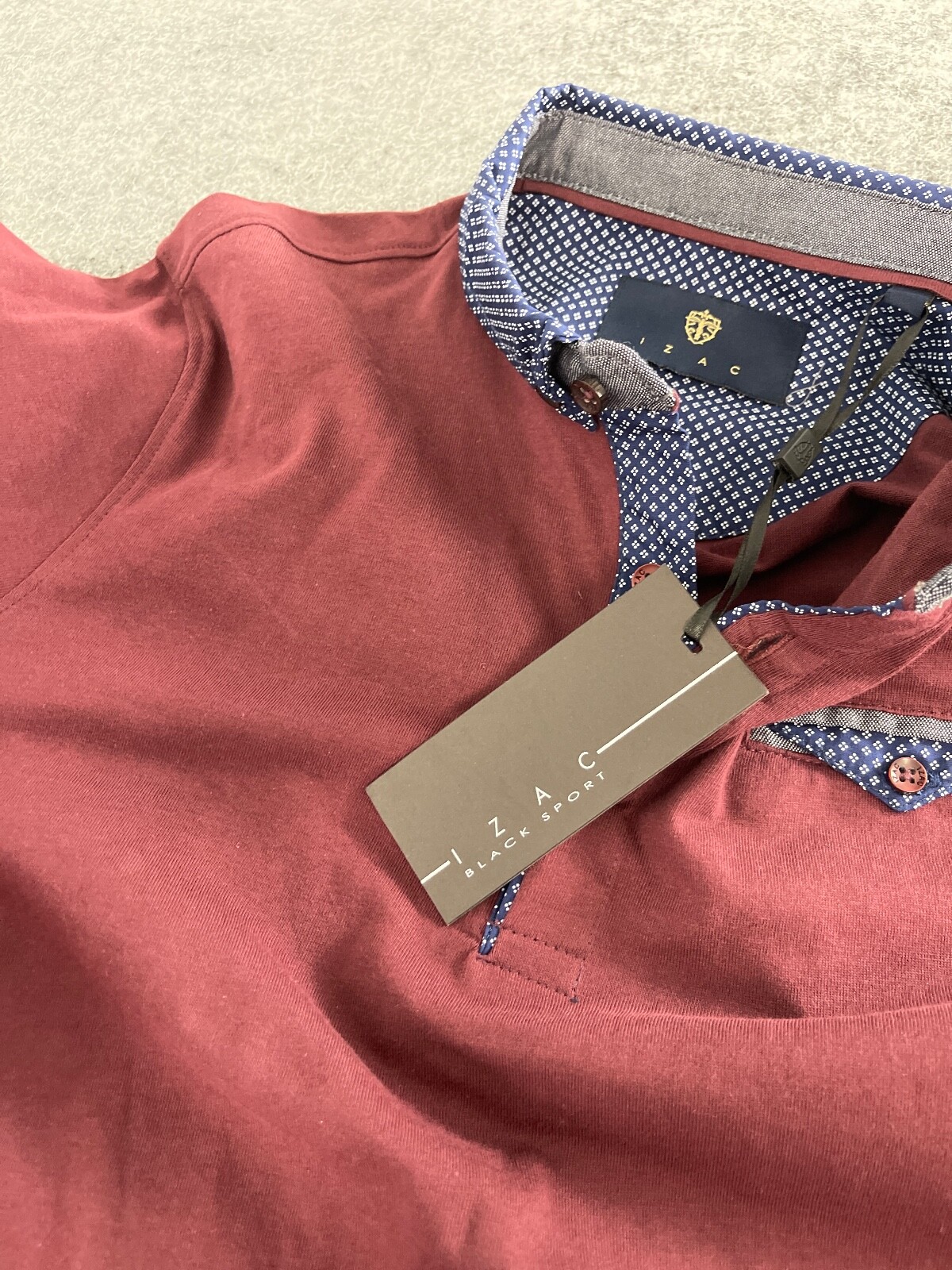 IZAC Polo Shirt Mens XS XSmall Burgundy Cotton Short Sleeve Knit NEW N25