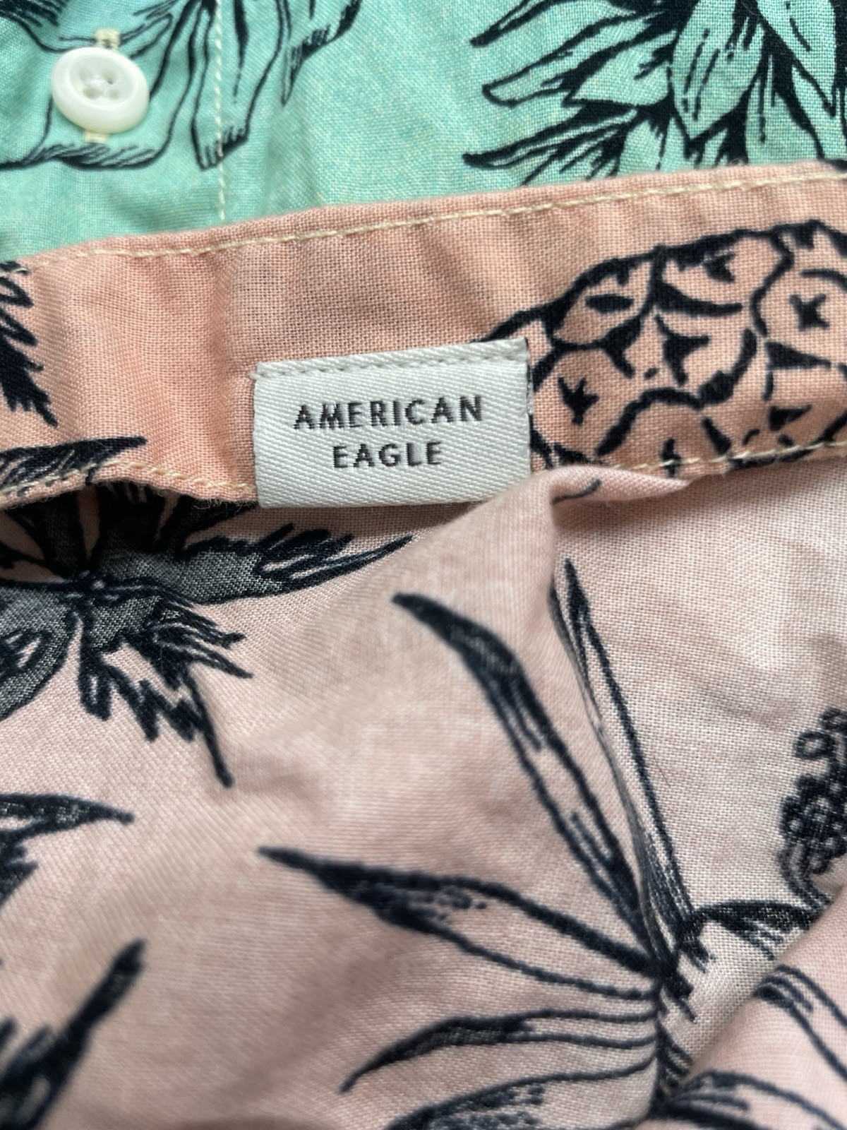 👕 American Eagle Tropical Button-Up Shirt | Ombre Beach Print | Size M