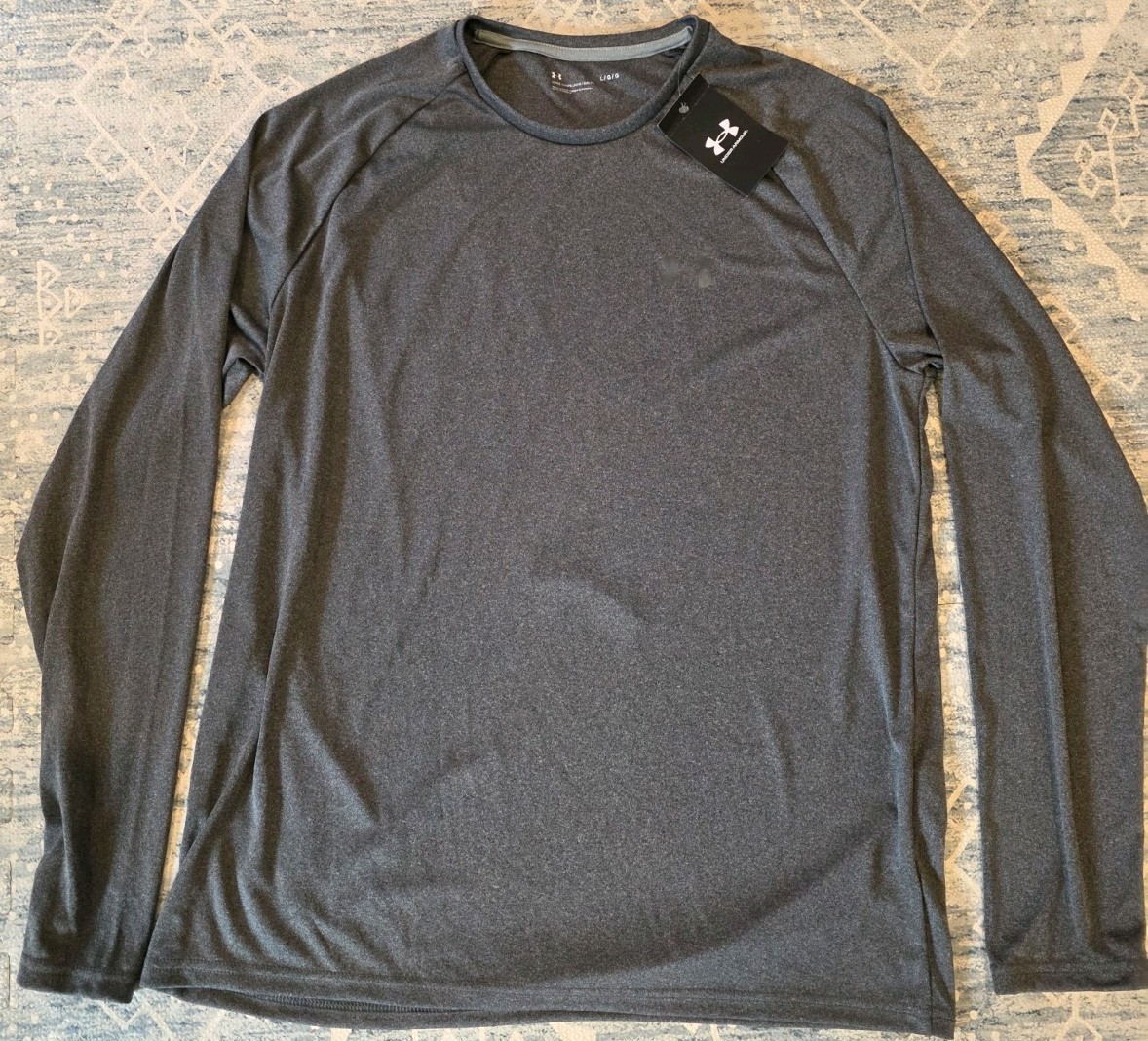 NEW Under Armour UA Velocity Long Sleeve Training Shirt Men’s L Gray NWT