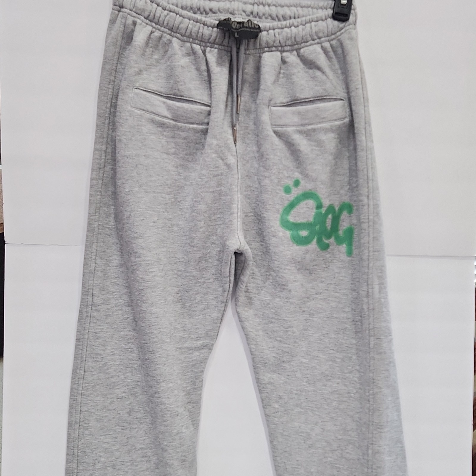 PlatoCratic Men’s Gray Fleece Sweatpants L Drawstring Pockets Straight Leg