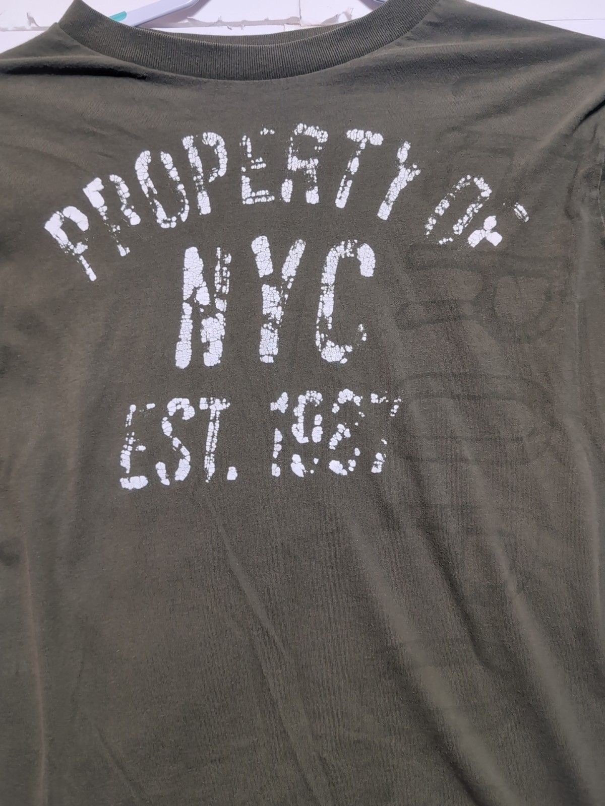 Aéropostale T-Shirt Property of NYC Est 1987 Olive Green Y2K 2010s Tee Men’s L
