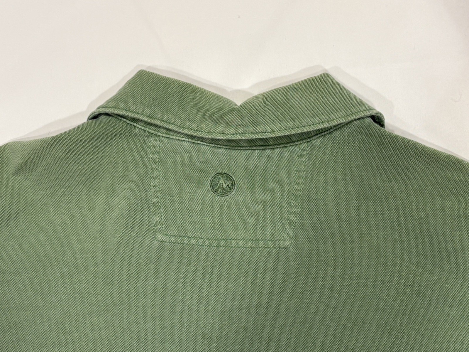 Marmot Carson Polo Button Shirt Men Size M Green, Pocket, Collar
