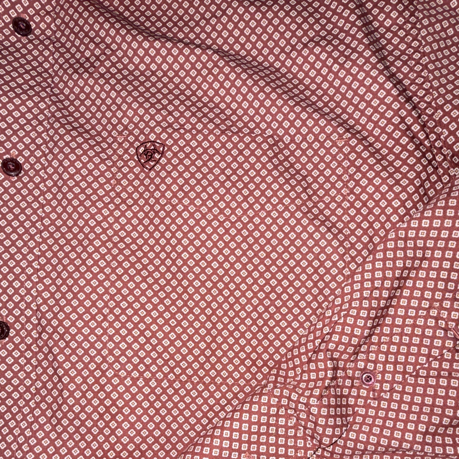 Ariat Men’s Long Sleeve Button-Down Shirt XL Burgundy Geometric Print