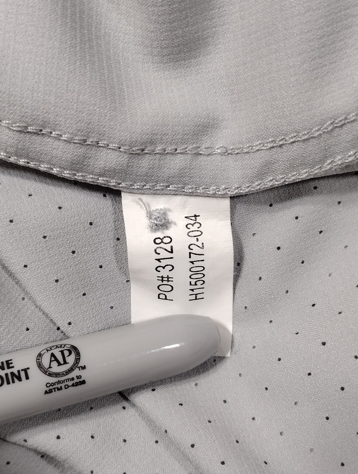 Huk Tide Point Shirt Mens XL Ivory Long Sleeve Performance Button Down H1500172