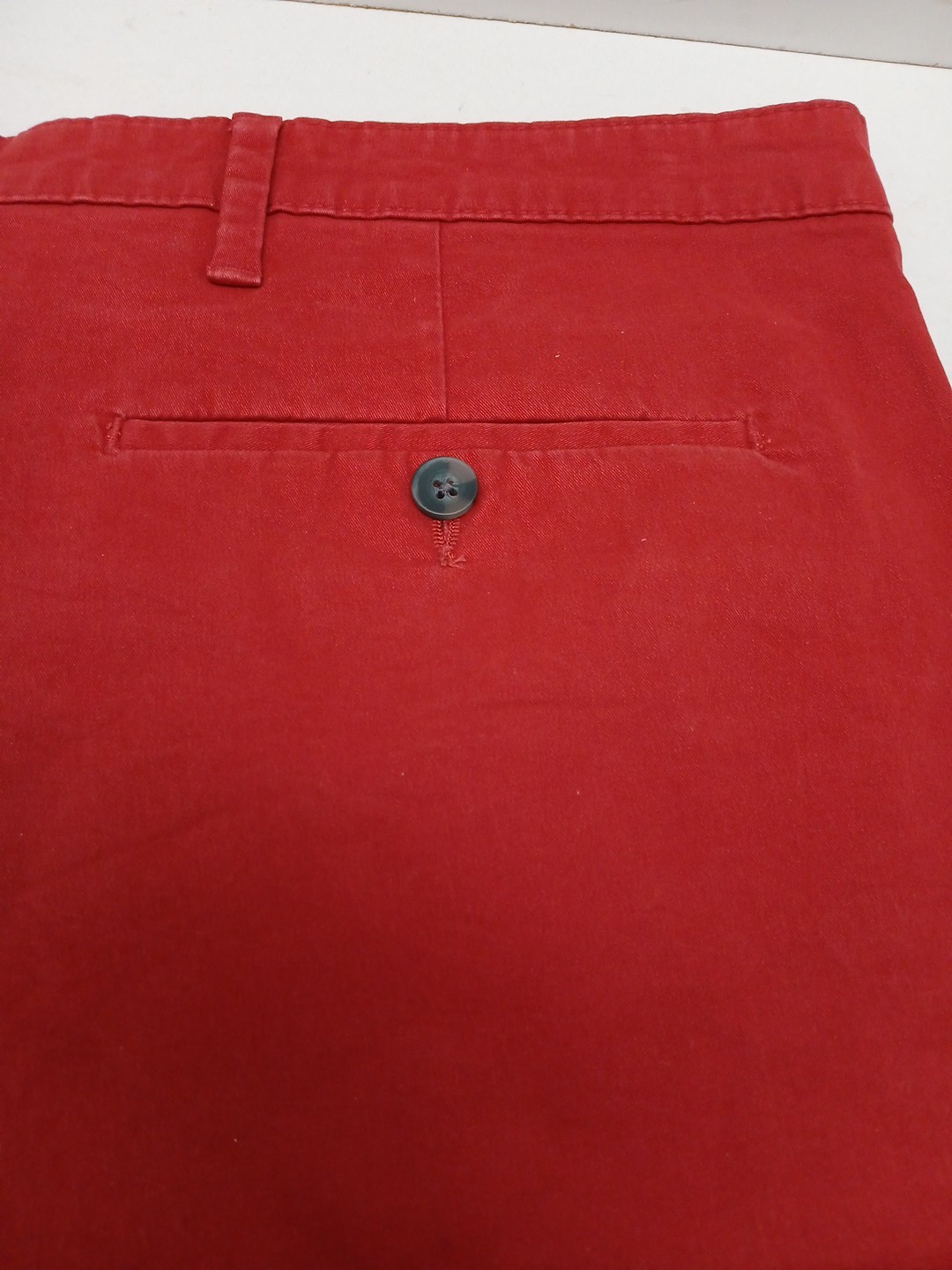 M&S Cotton Chino Shorts with Stretch Mens W40 L9 in Poppy Button Rear Pocket.